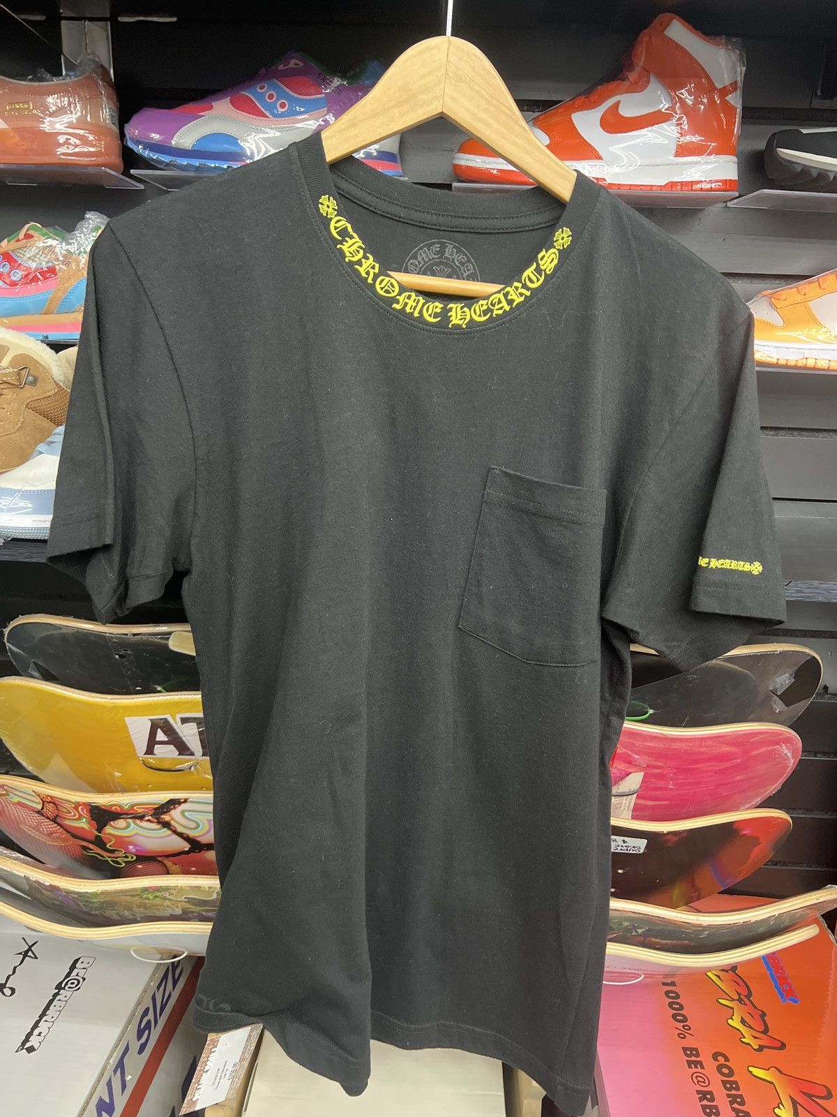 Chrome Hearts Chrome Heart Yellow Neck Logo Tee Size US S / EU 44-46 / 1 - 1 Thumbnail
