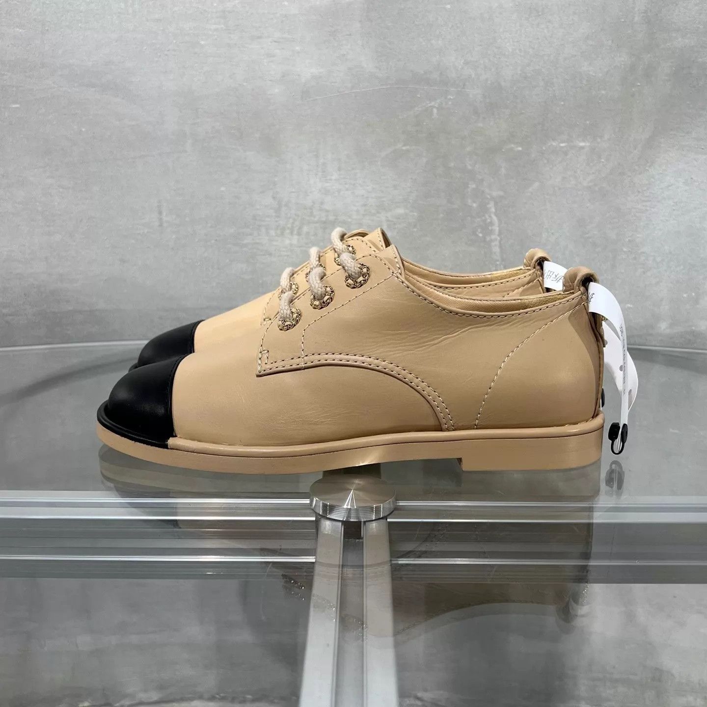 Chanel Chanel nude & black colorblocked Derby shoes size 36 Size US 5.5 / IT 35.5 - 3 Thumbnail