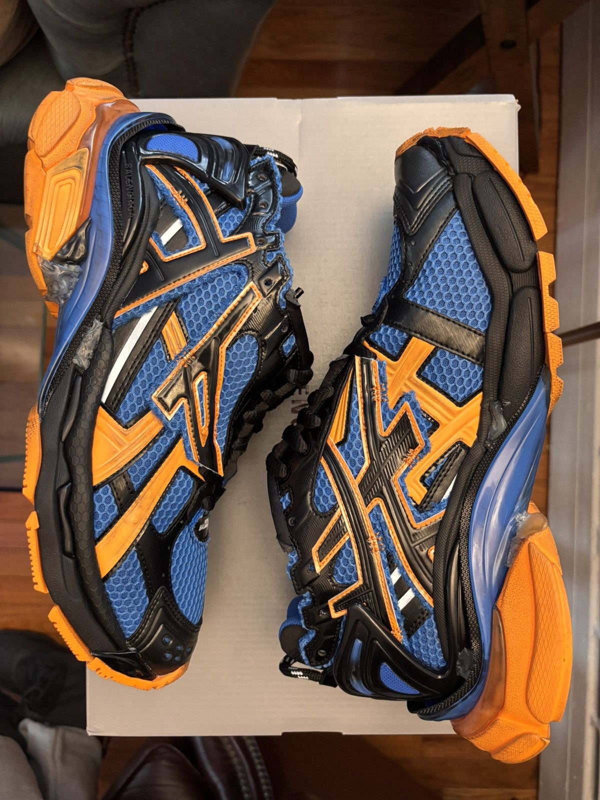 Balenciaga Balenciaga Runner Blue Orange Black Size US 10 / EU 43 - 4 Thumbnail