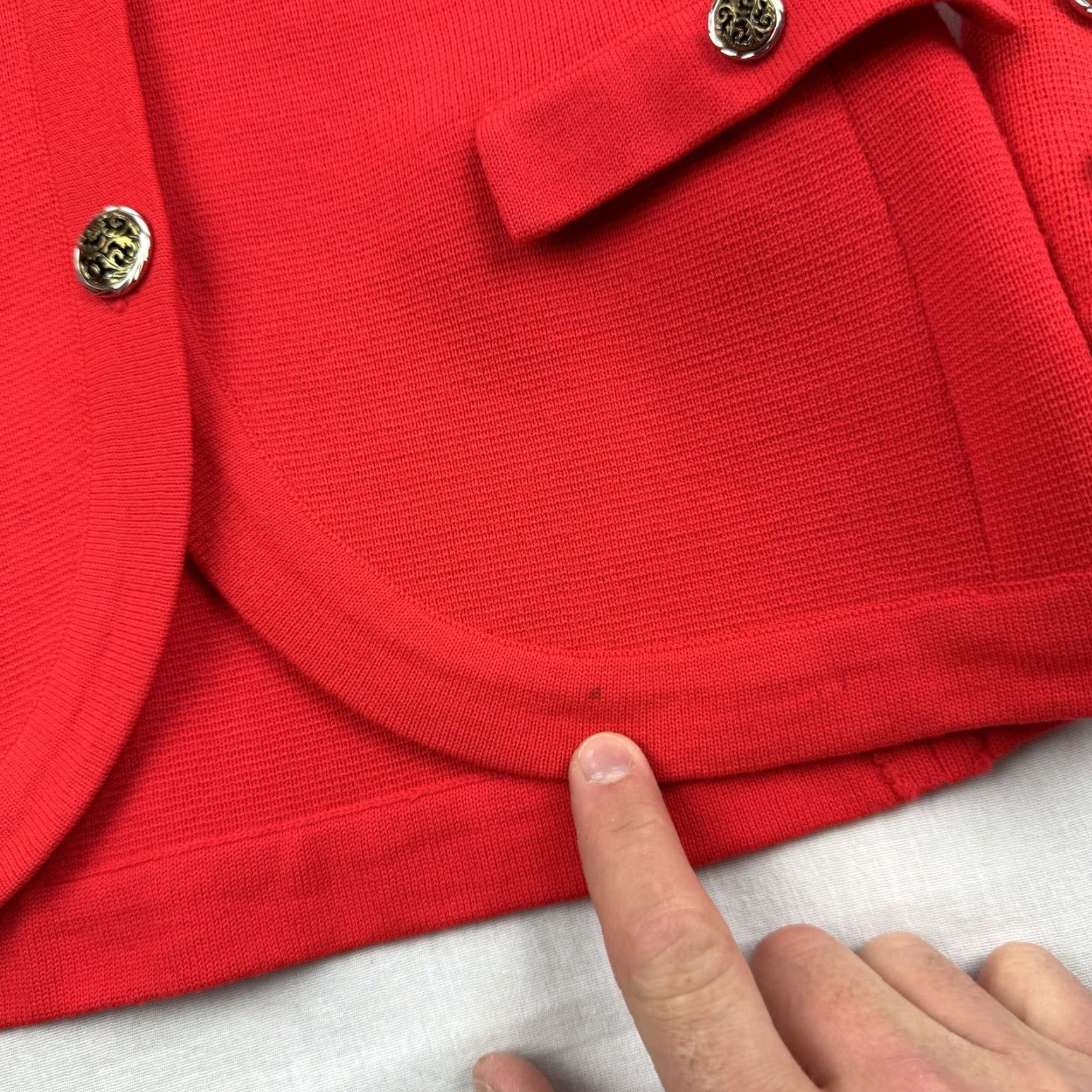 Vintage VINTAGE Heatherton Cardigan Sweater Womens Small Red Wool 80s 90s Italy Brand Heatherton Womens Small Red Wool Cardigan 80s US? Size S / US 4 / IT 40 - 3 Thumbnail