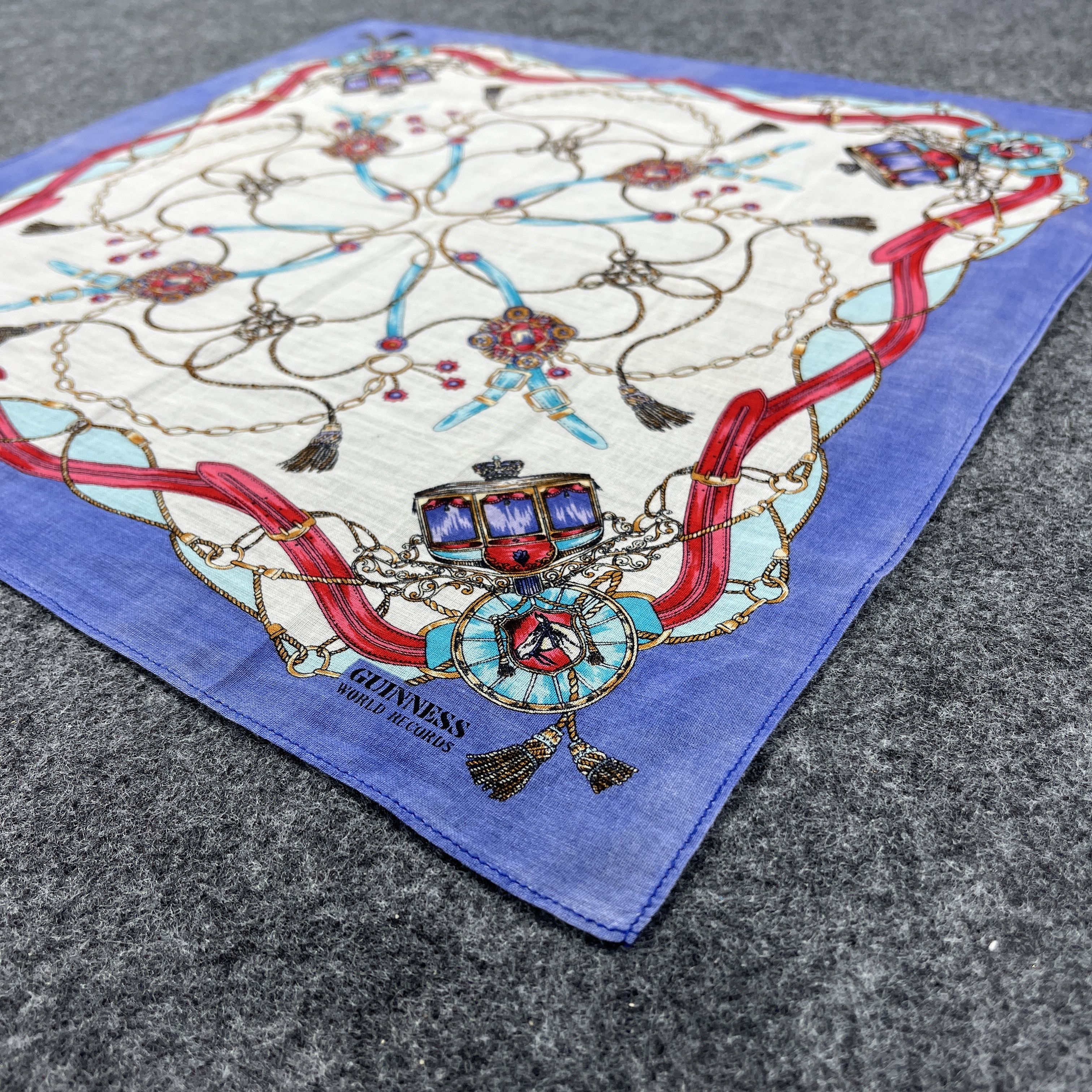 Other Guinness World Records Handkerchief / Neckerchief B221 Size ONE SIZE - 5 Thumbnail