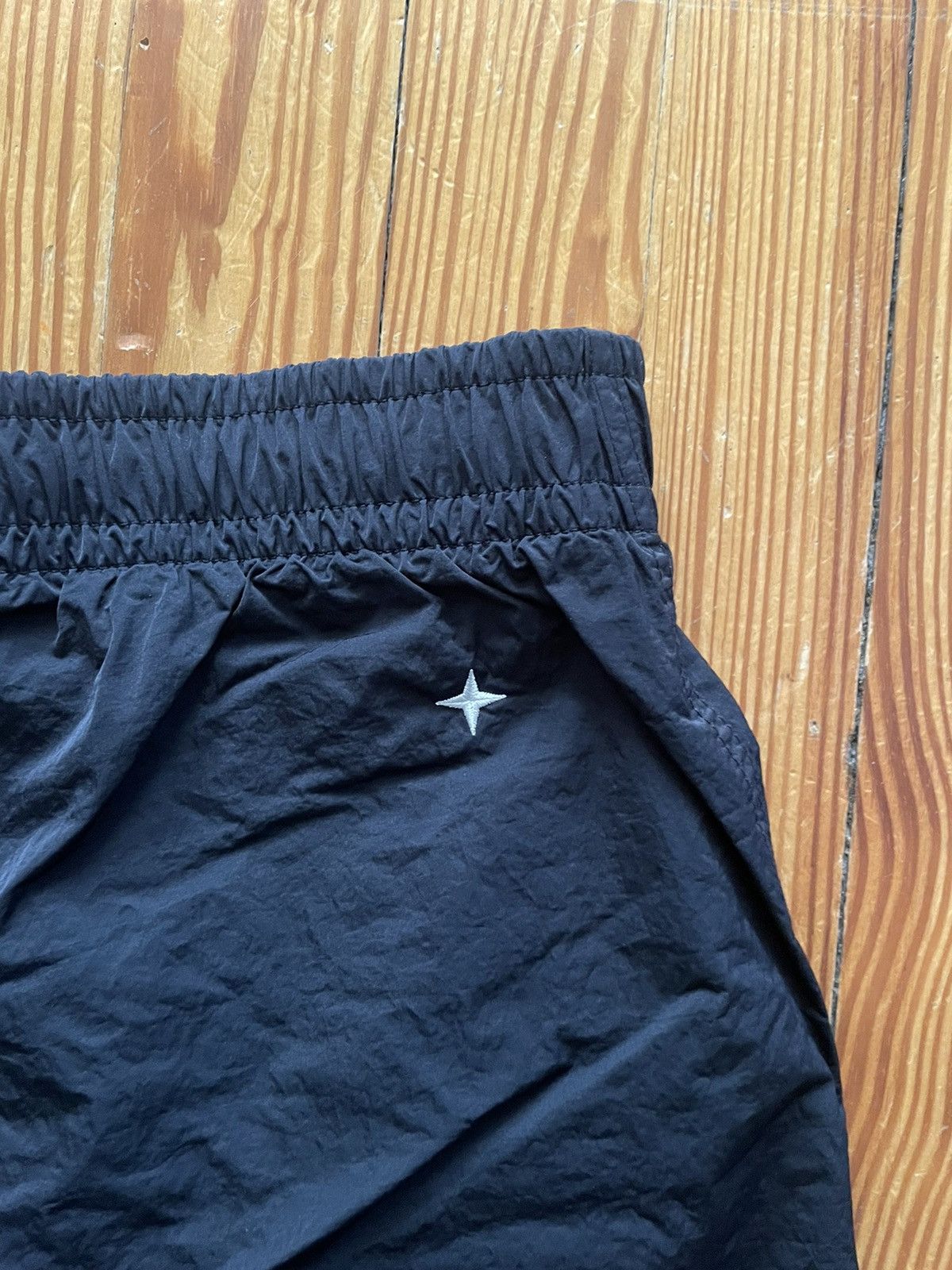 Stone Island Stone Island Stellina Logo Shorts Black Size US 32 / EU 48 - 2 Thumbnail