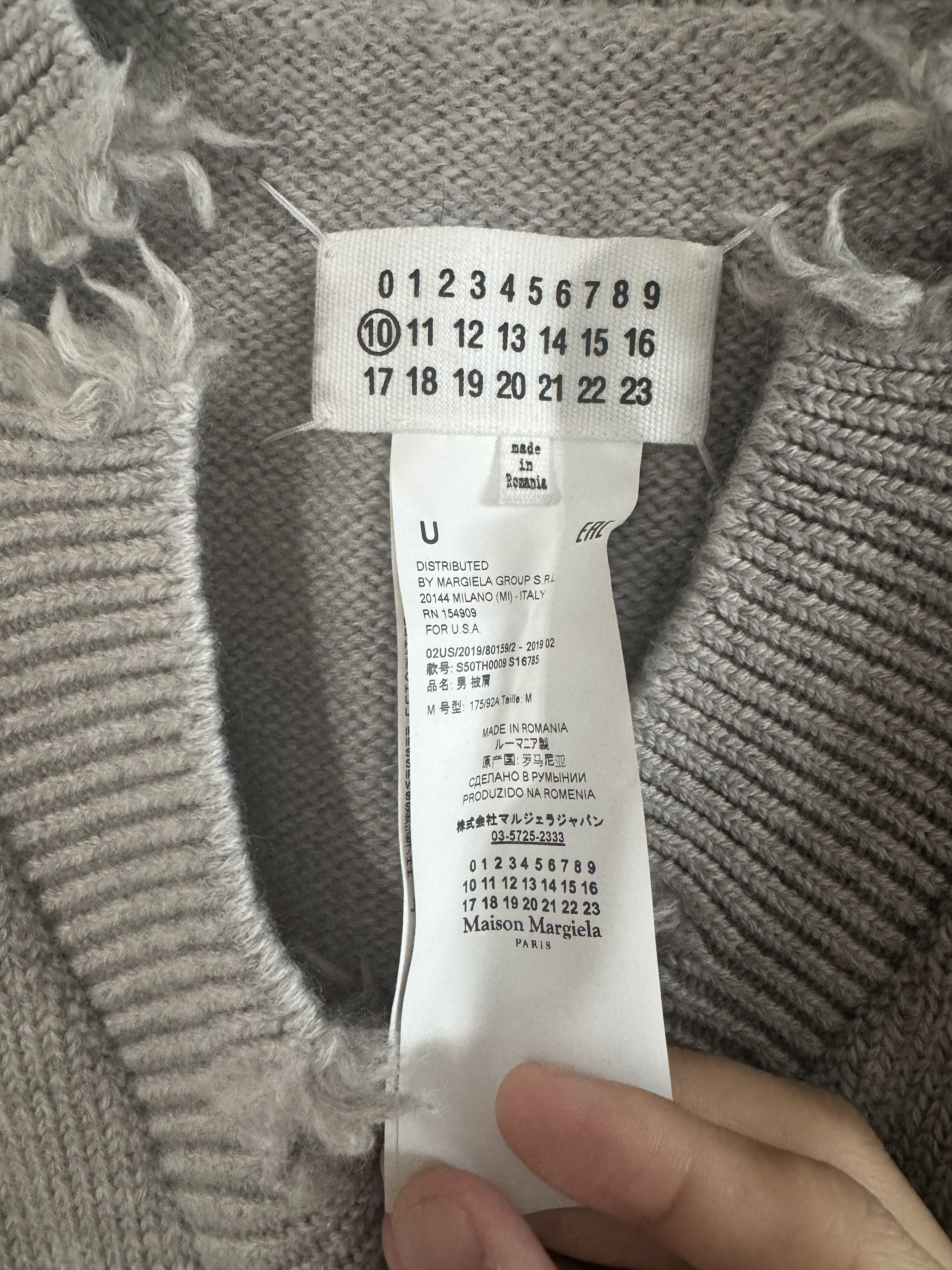 Maison Margiela Destroyed sleeveless Knit Vest Size US M / EU 48-50 / 2 - 2 Thumbnail