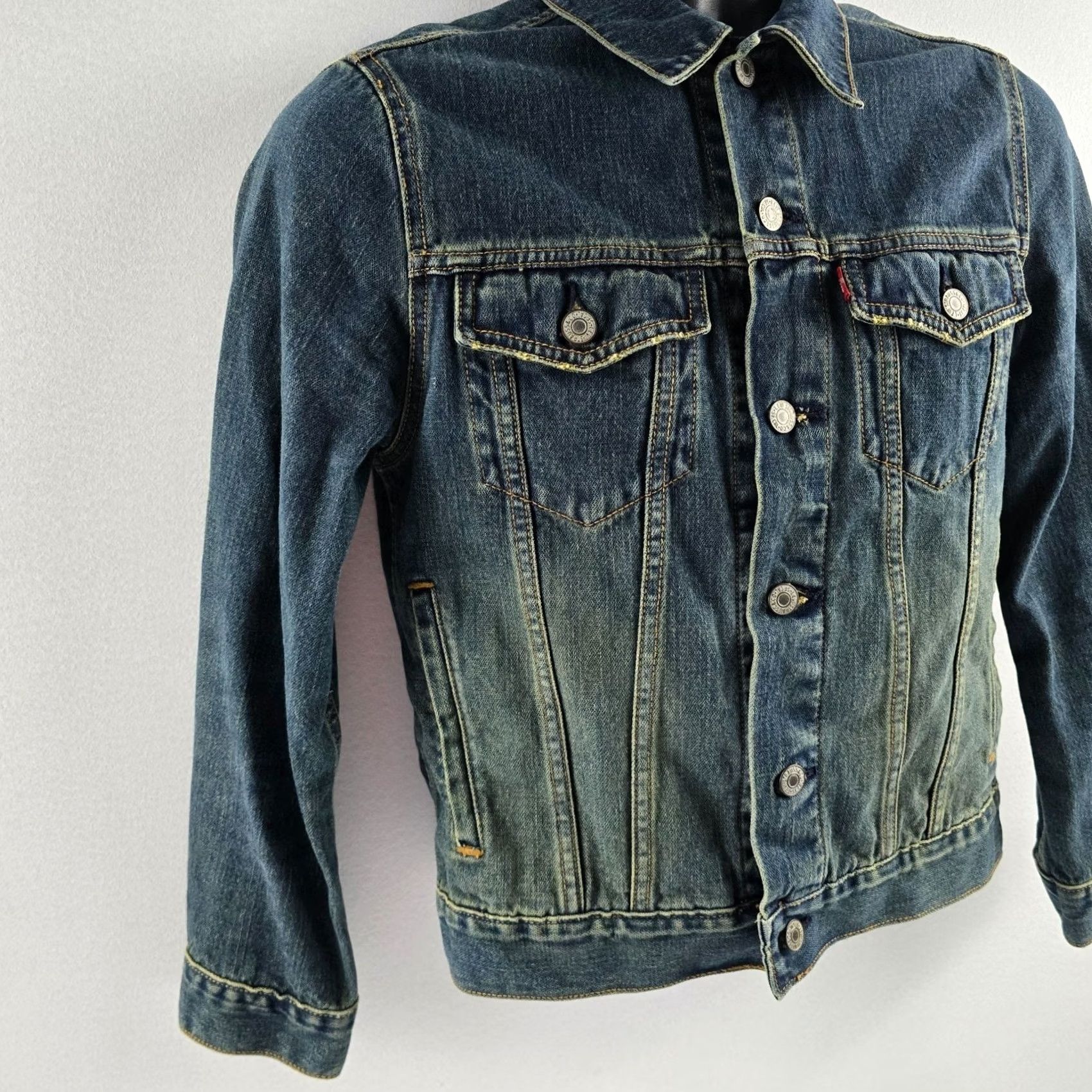 Levi's VINTAGE Levi's Jacket Womens Medium Blue 5651 57511 Size M / US 6-8 / IT 42-44 - 2 Thumbnail