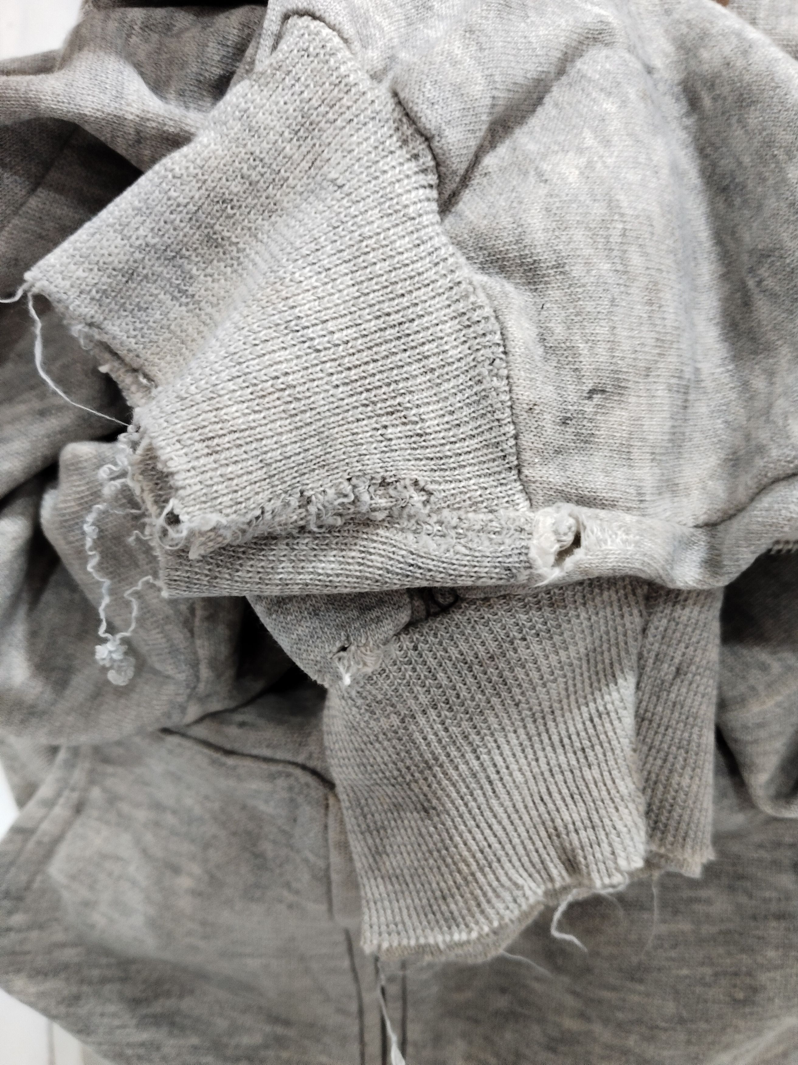 Vintage Vintage 80s Faded and Distressed Kurt Cobain Style Sweater Size US L / EU 52-54 / 3 - 10 Thumbnail