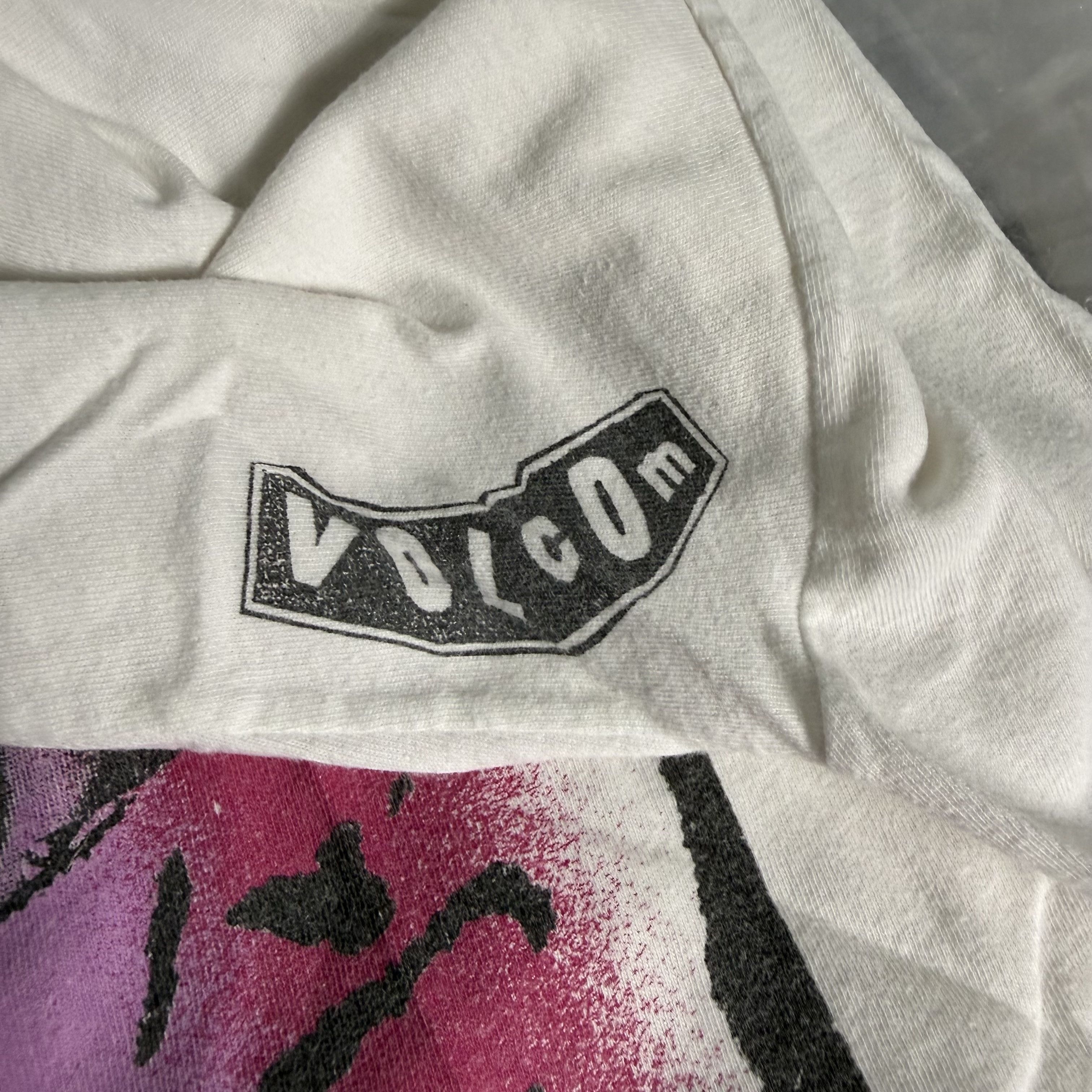 Volcom 🔥RARE🔥Vintage Volcom Shattered Skateboard OVP T-shirt Size US L / EU 52-54 / 3 - 6 Thumbnail