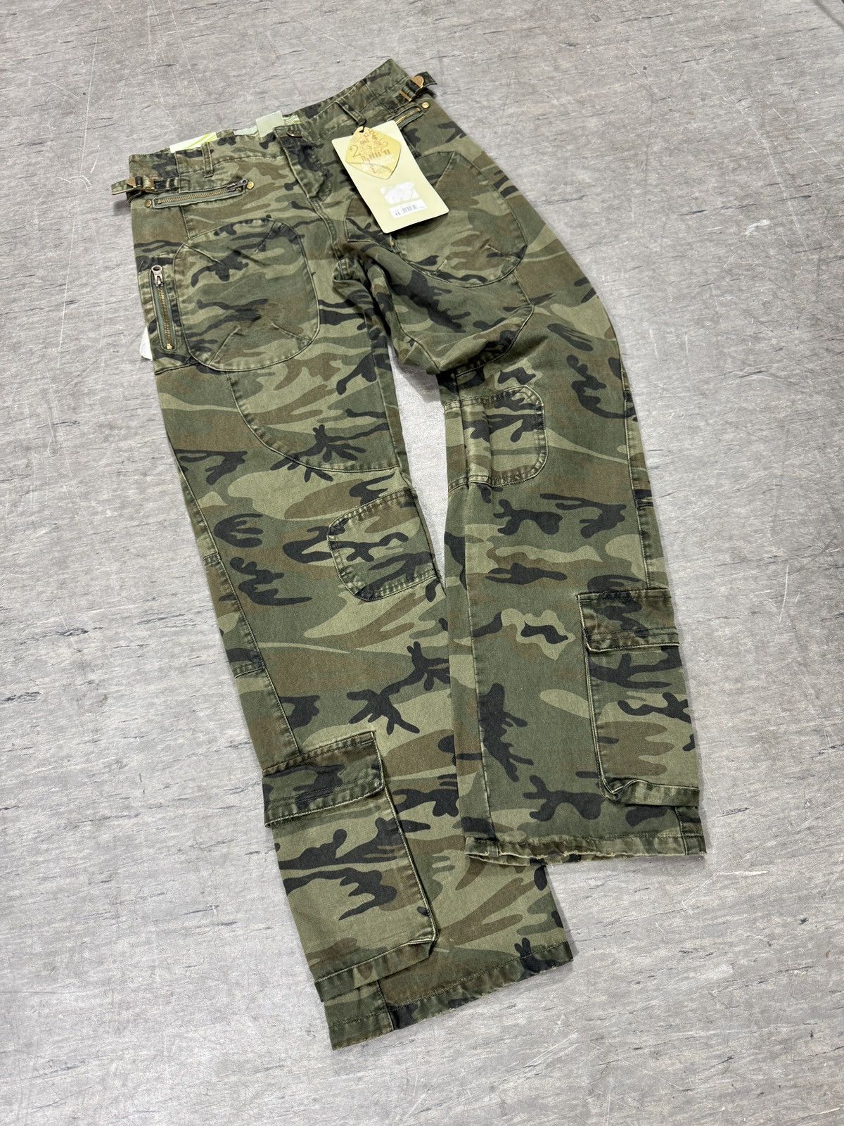 Hysteric Glamour ᶠᵃⁿᶜʸᵍᵘʸ BNWT Cargo Y2K Pants Bondage Vintage Baggy Size US 30 / EU 46 - 1 Thumbnail