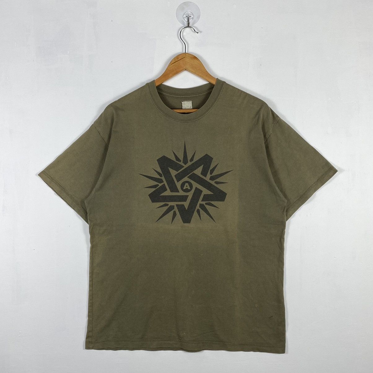 Jun Takahashi × Undercover × Vintage UNDERCOVER CHAOTIC DISCORD Spring Summer Faded Khaki Tee Size US L / EU 52-54 / 3 - 2 Thumbnail