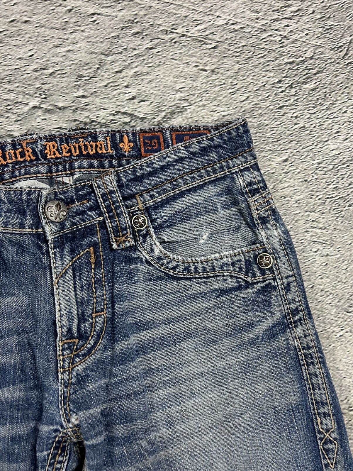 Rock Revival Rock Revival vintage blue jeans Y2K flared Size US 29 - 9 Thumbnail