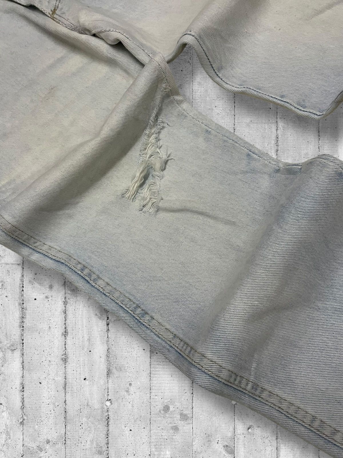 Designer × Vintage × Wrangler Vintage 1990s Designer Wrangler Blue Wash Distressed Denim Size US 30 / EU 46 - 8 Thumbnail