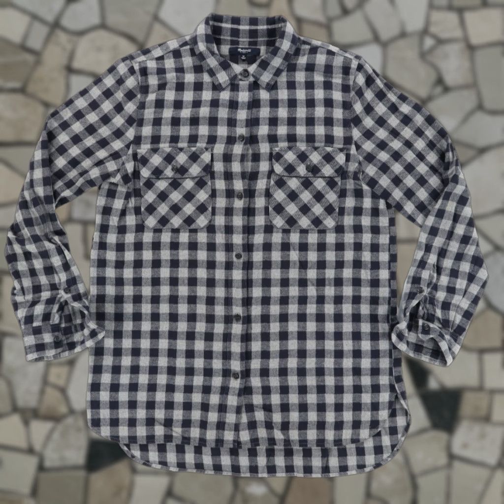 Madewell Madewell Navy Blue Plaid Long Sleeve Button Up Shirt Women's M Shirt Size M / US 6-8 / IT 42-44 - 1 Thumbnail