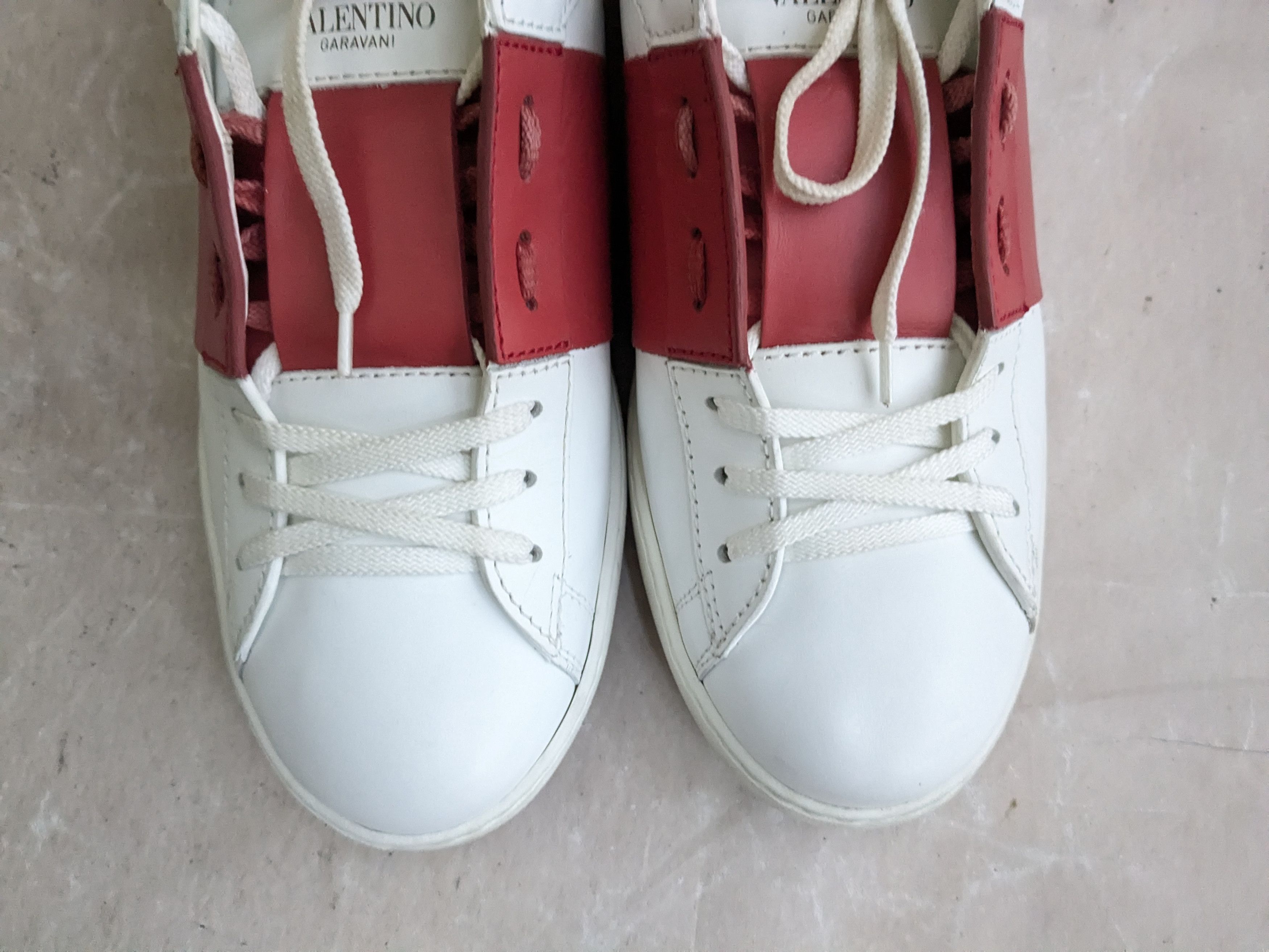 Valentino Valentino Rockstud Sneakers 9 42 Red White Low Tops Size US 9 / EU 42 - 3 Thumbnail