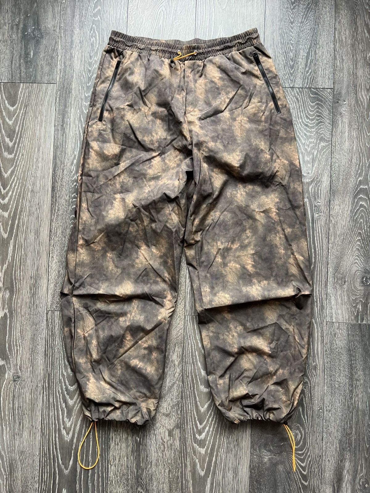 Vintage Vintage Military Green UFO Parachute Pants Size US 34 / EU 50 - 1 Thumbnail