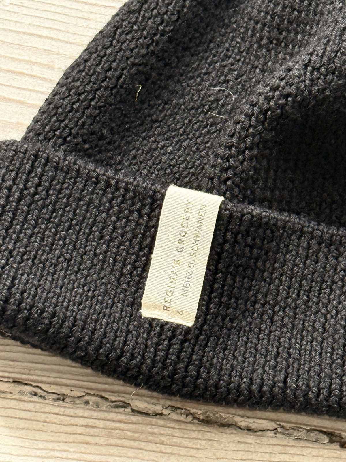 Merz B. Schwanen Merz B. Schwanen x Regina’s Grocery Wool Beanie Size ONE SIZE - 2 Thumbnail