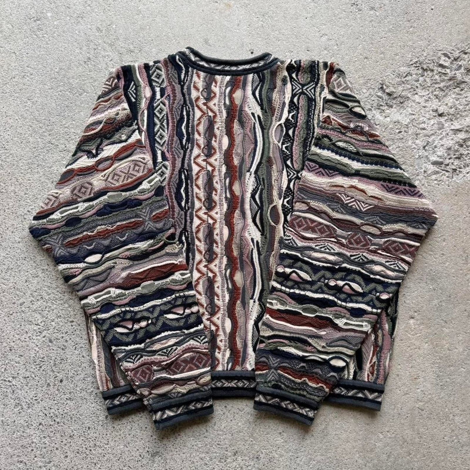 Coogi Vintage Neutral Coogi Australia 3D Knit Cotton Sweater Size US XL / EU 56 / 4 - 6 Thumbnail