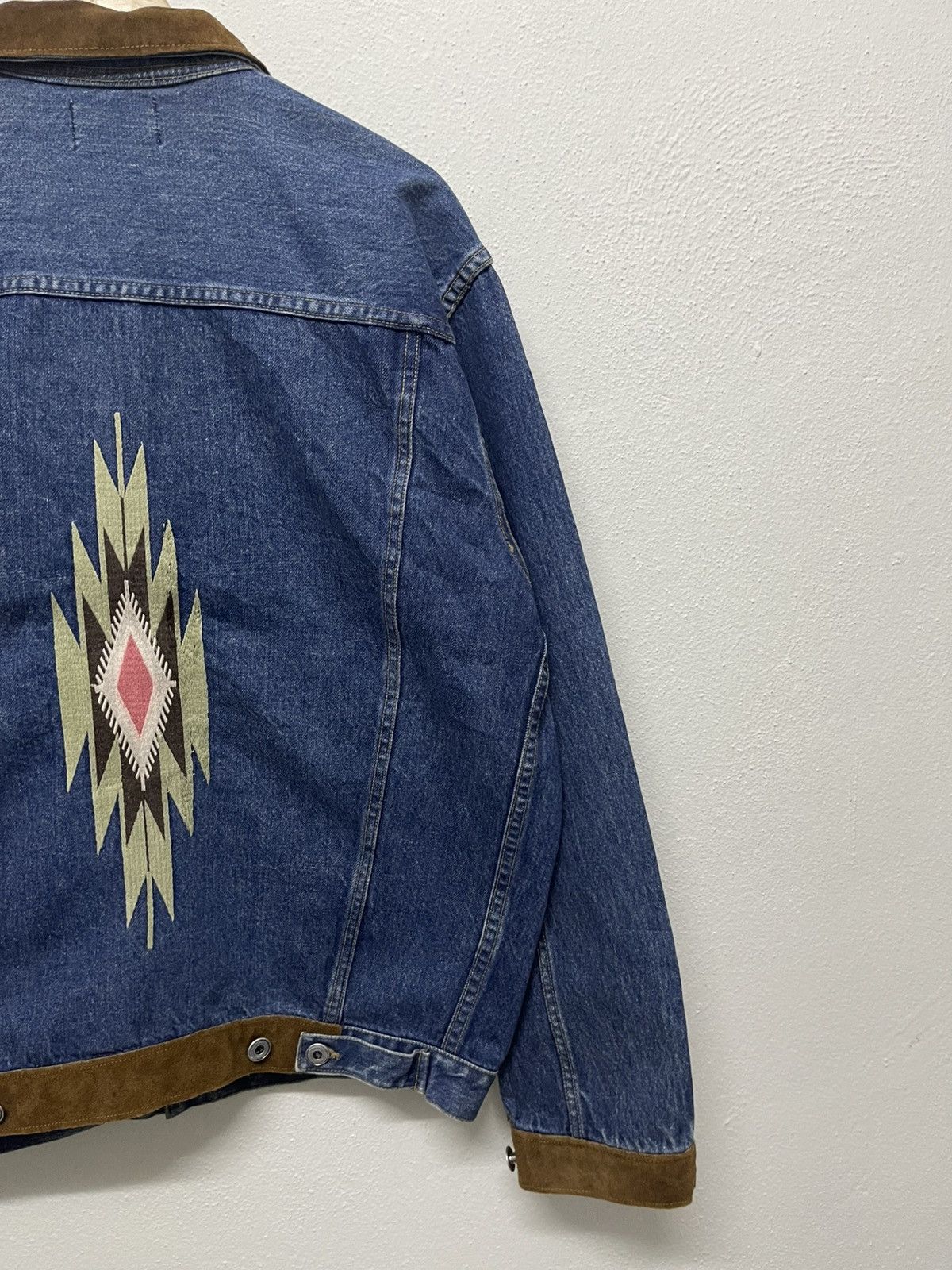 20471120 × Japanese Brand VINTAGE MR CHAMBRAY DENIM MIX LEATHER JACKET NAVAJO NATIVE Size US L / EU 52-54 / 3 - 16 Thumbnail