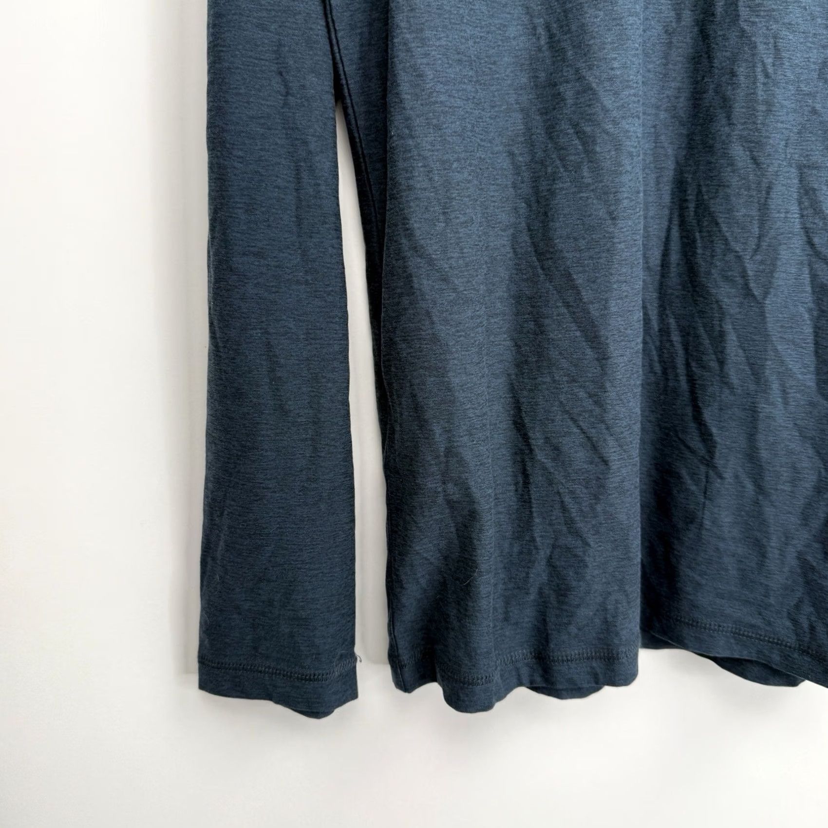 Vuori Vuori Strato Tech Long Sleeve Shirt Mens Large Blue Performance Stretch Tee Size US L / EU 52-54 / 3 - 3 Thumbnail