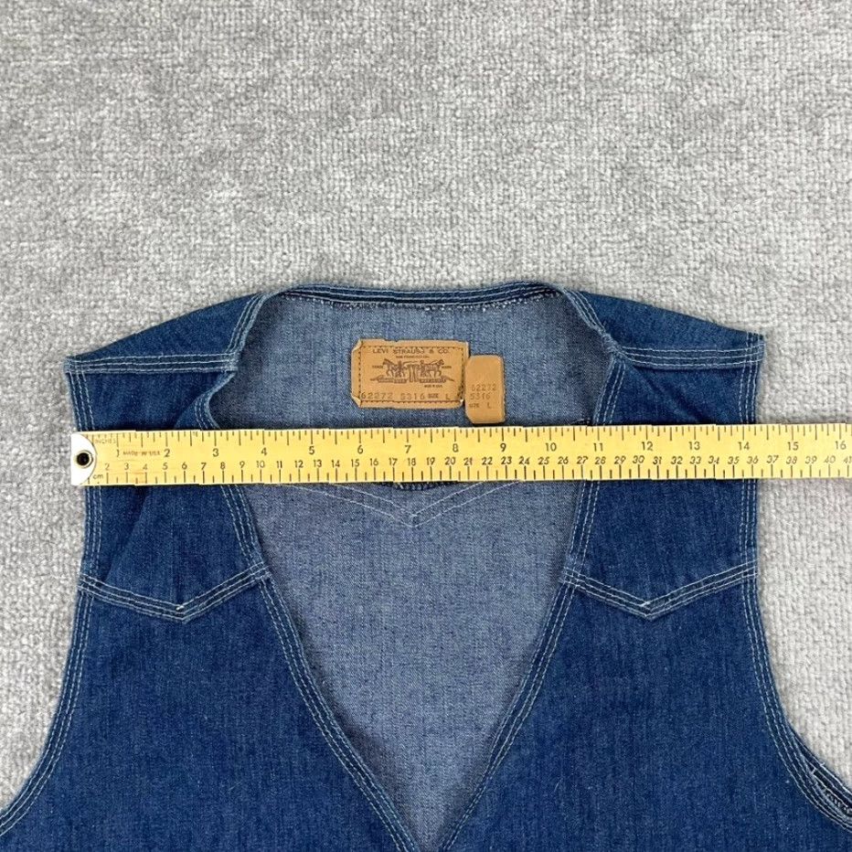 Levi's VTG Levi Strauss Vest Adult Men Large Blue Lightweight Denim 62272-5316 1997 90s Vault? Size US L / EU 52-54 / 3 - 7 Thumbnail