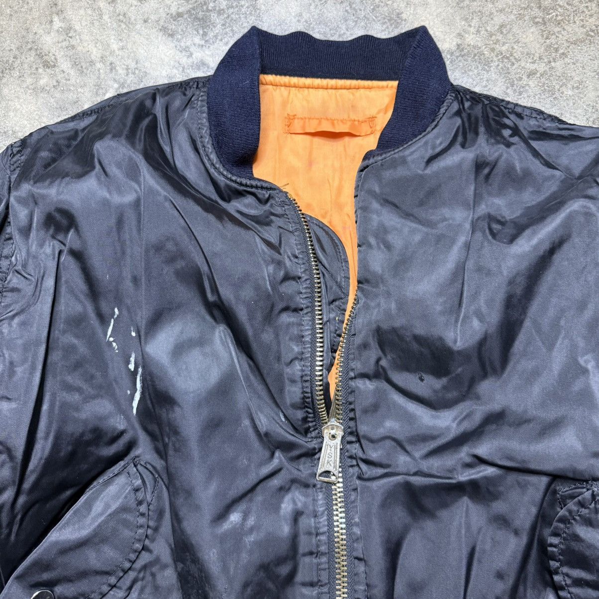 Vintage vintage zip up black army bomber reversible jacket Size US L / EU 52-54 / 3 - 4 Thumbnail