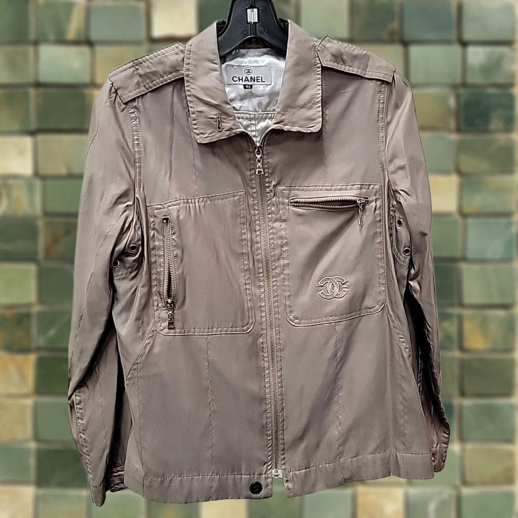 Chanel VINTAGE CHANEL Logo Jacket Full Zip Womens Jacket 44 Beige 90s Lined Rayon Viscose Size M / US 6-8 / IT 42-44 - 1 Thumbnail