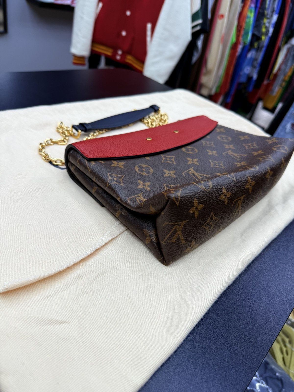 Louis Vuitton Louis Vuitton Saint Placide Shoulder Bag Size ONE SIZE - 10 Thumbnail
