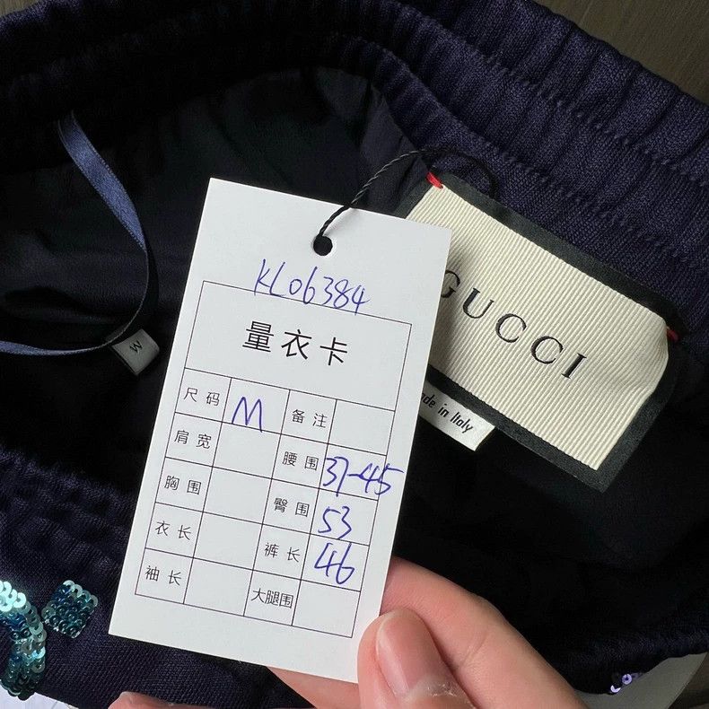 Gucci Gucci Size M Jumping candy full print old flower sequin sk Size 42" / US 20 - 7 Thumbnail