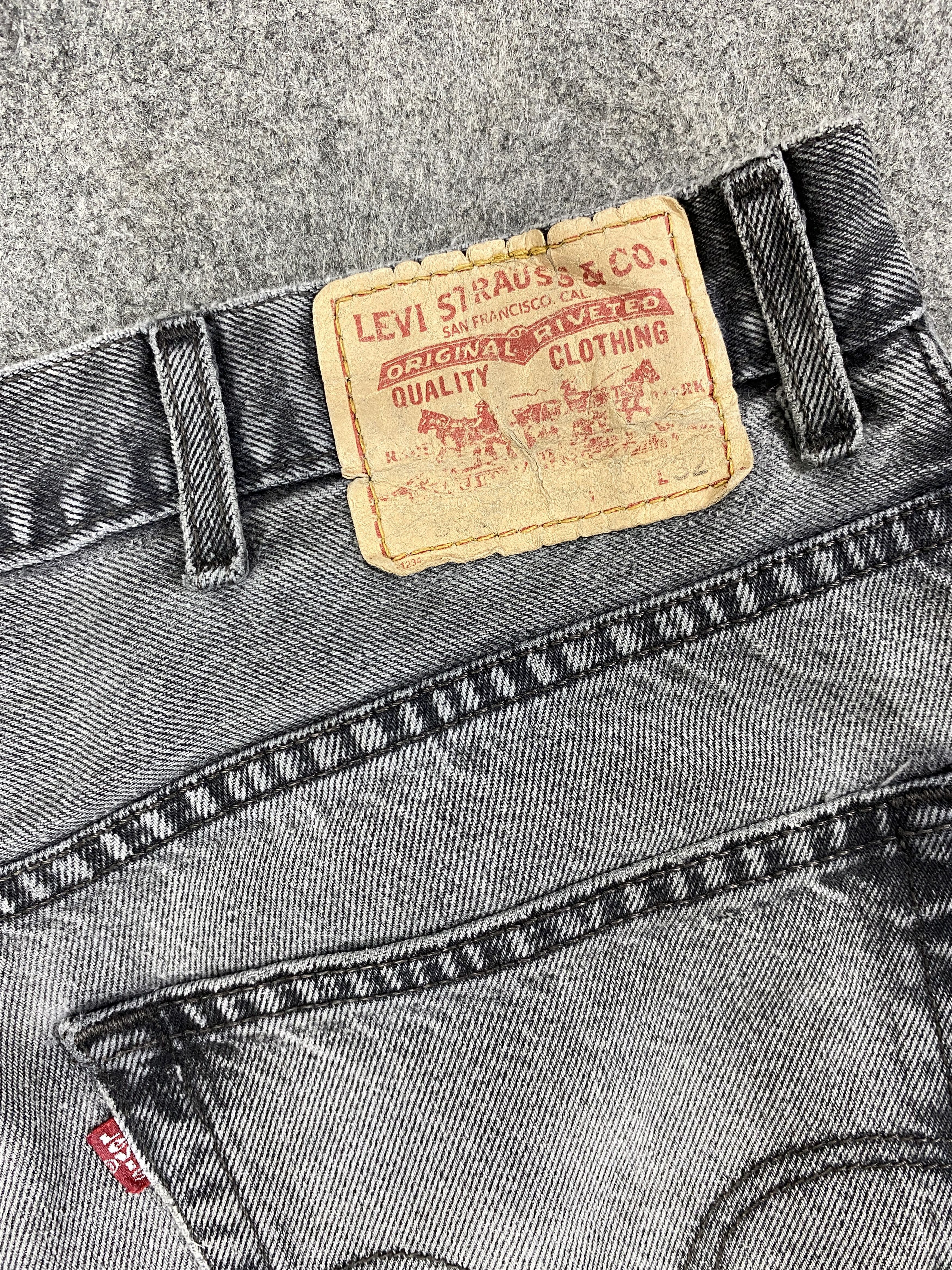 Japanese Brand Grey Vintage Levi's 550 Jeans 37x31 Denim -JN1827 Size US 37 - 10 Thumbnail
