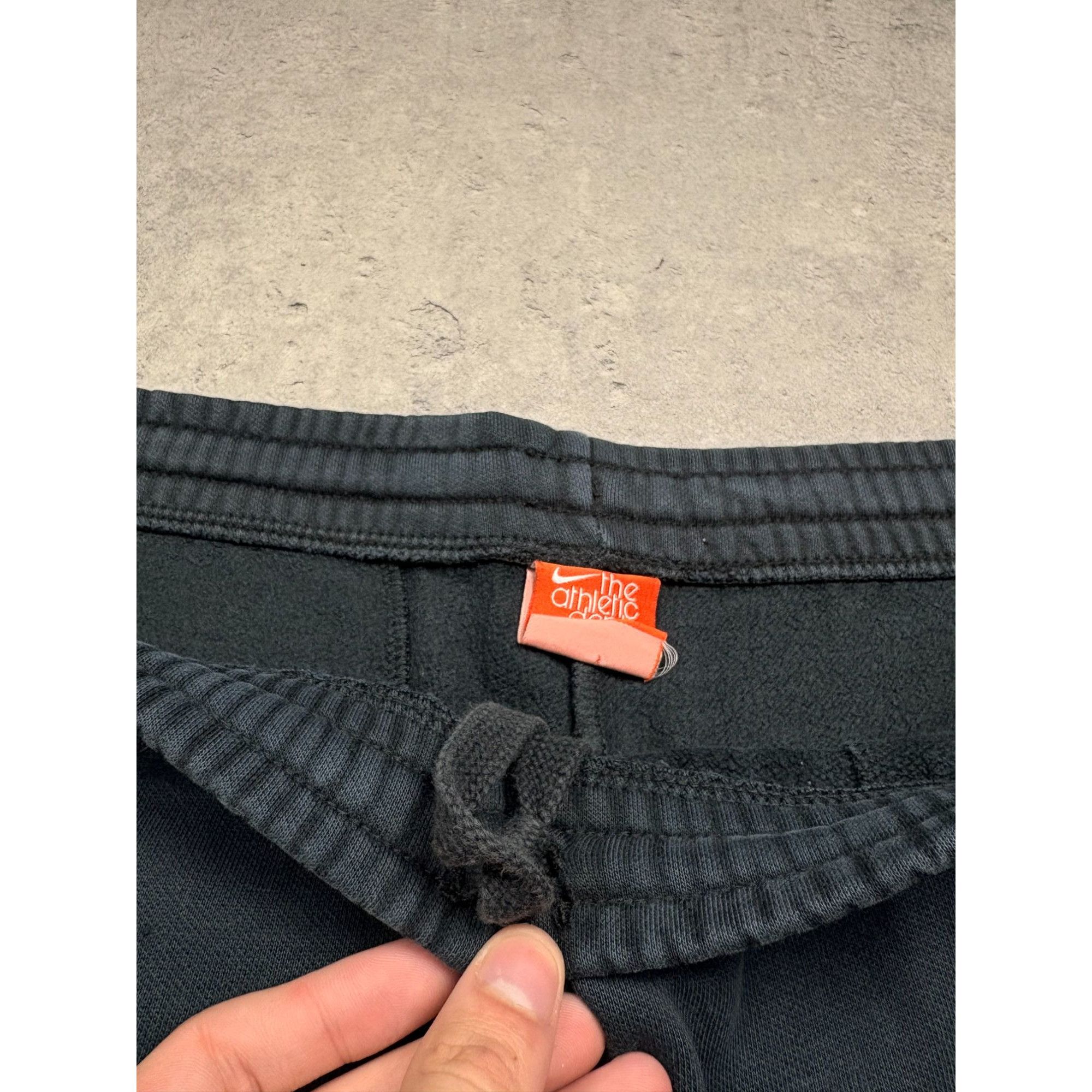 Nike Vintage Nike Track Pants Navy Blue White Piping Y2K Baggy Tr Size US 34 / EU 50 - 11 Thumbnail