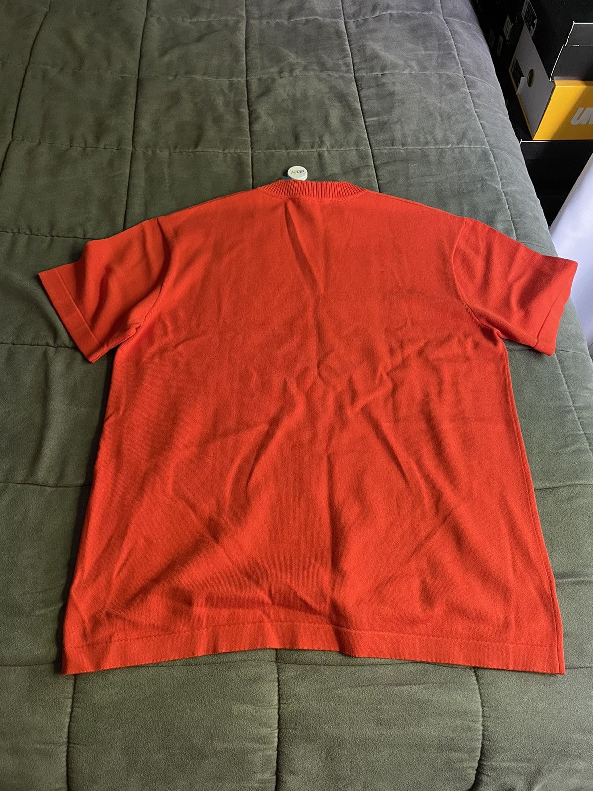 Louis Vuitton Louis Vuitton Signature Pin Logo Embroidered T Shirt Size US M / EU 48-50 / 2 - 3 Thumbnail