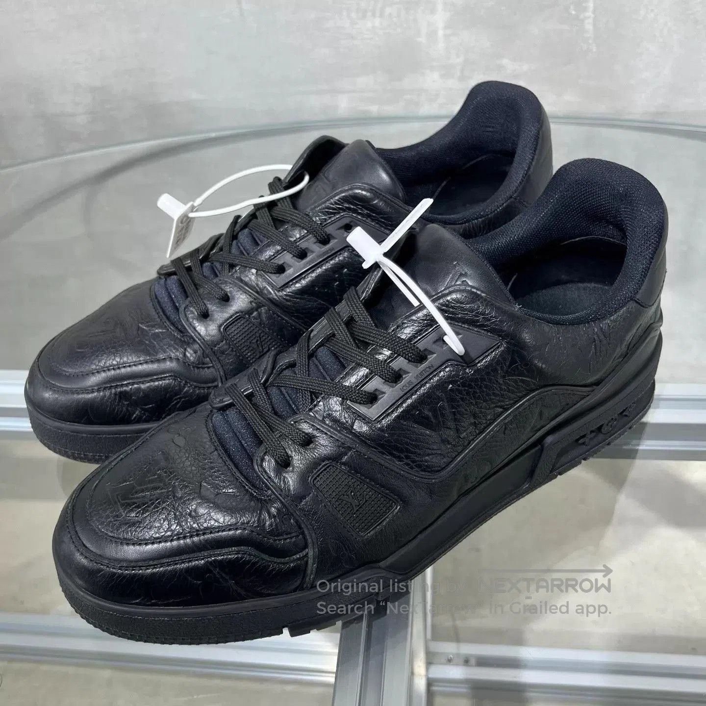 Louis Vuitton Black Low-Top Leather Sneakers Size 9. Size US 9 / EU 42 - 2 Thumbnail