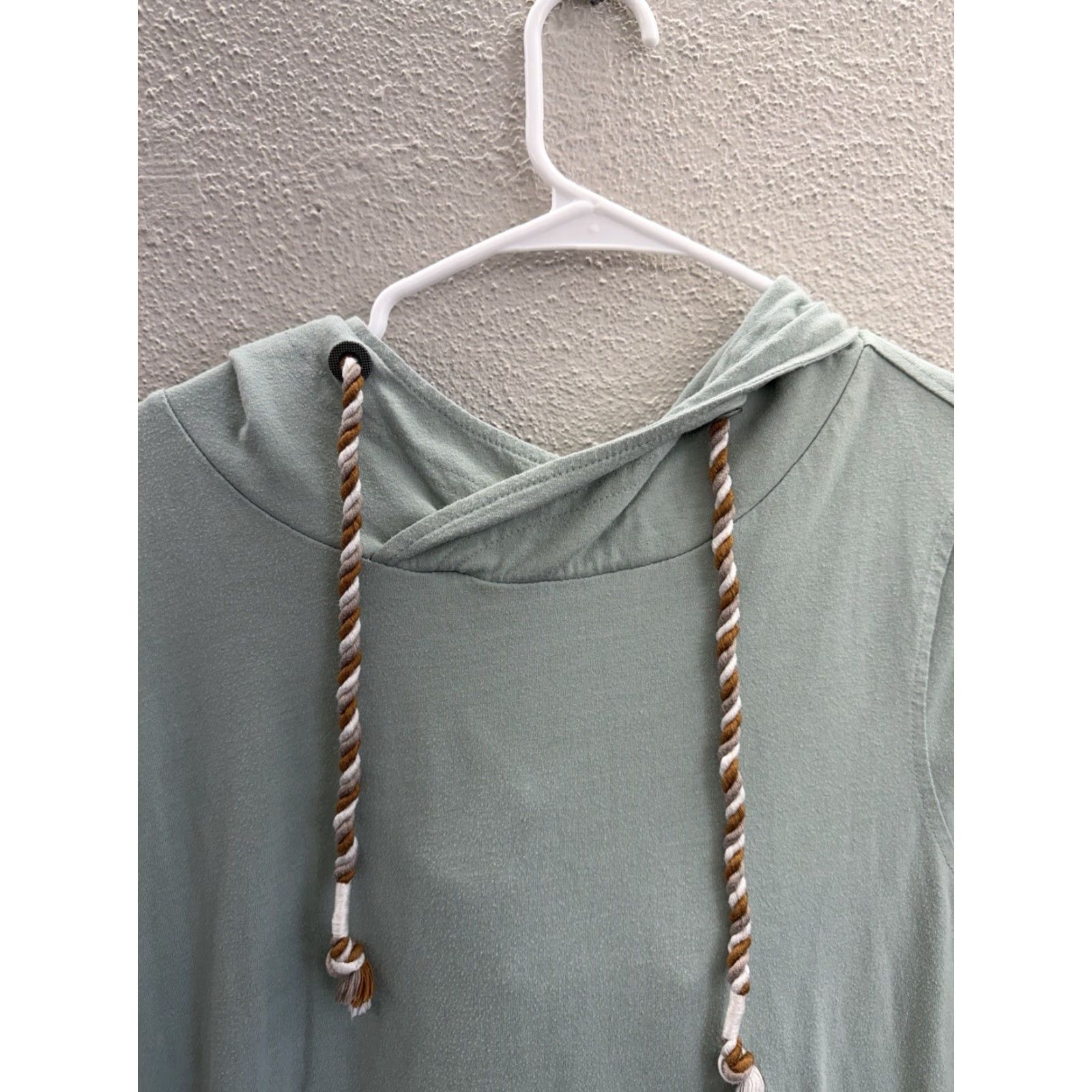 BKE BKE Sweatshirt Womens Large Green Hooded Pullover Shirt Pullover All Seasons Colorblock Size L / US 10 / IT 46 - 3 Thumbnail