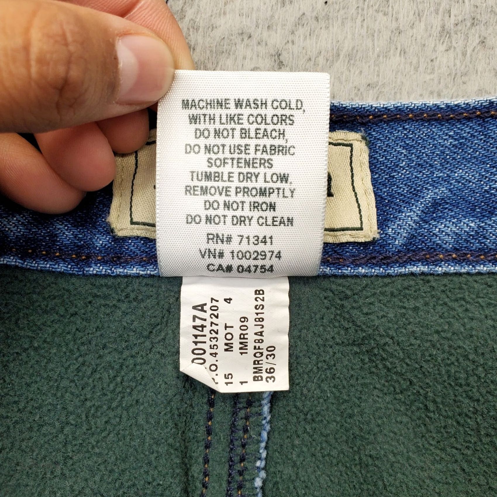 Vintage L.L. Bean Jeans Mens 36x30 Blue Flannel Lined Classic Fit Low Waist Straight Leg Jeans Mens Size 36 Blue 5-Pocket Design Straight - Pre-owned Mens Size US 36 / EU 52 - 7 Thumbnail