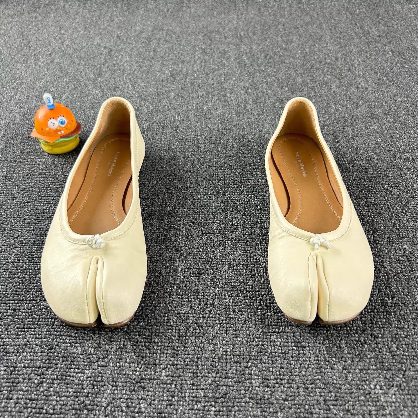 Maison Margiela Maison Margiela Tabi Ballet Flats 37.5 Size US 7 / IT 37 - 2 Thumbnail