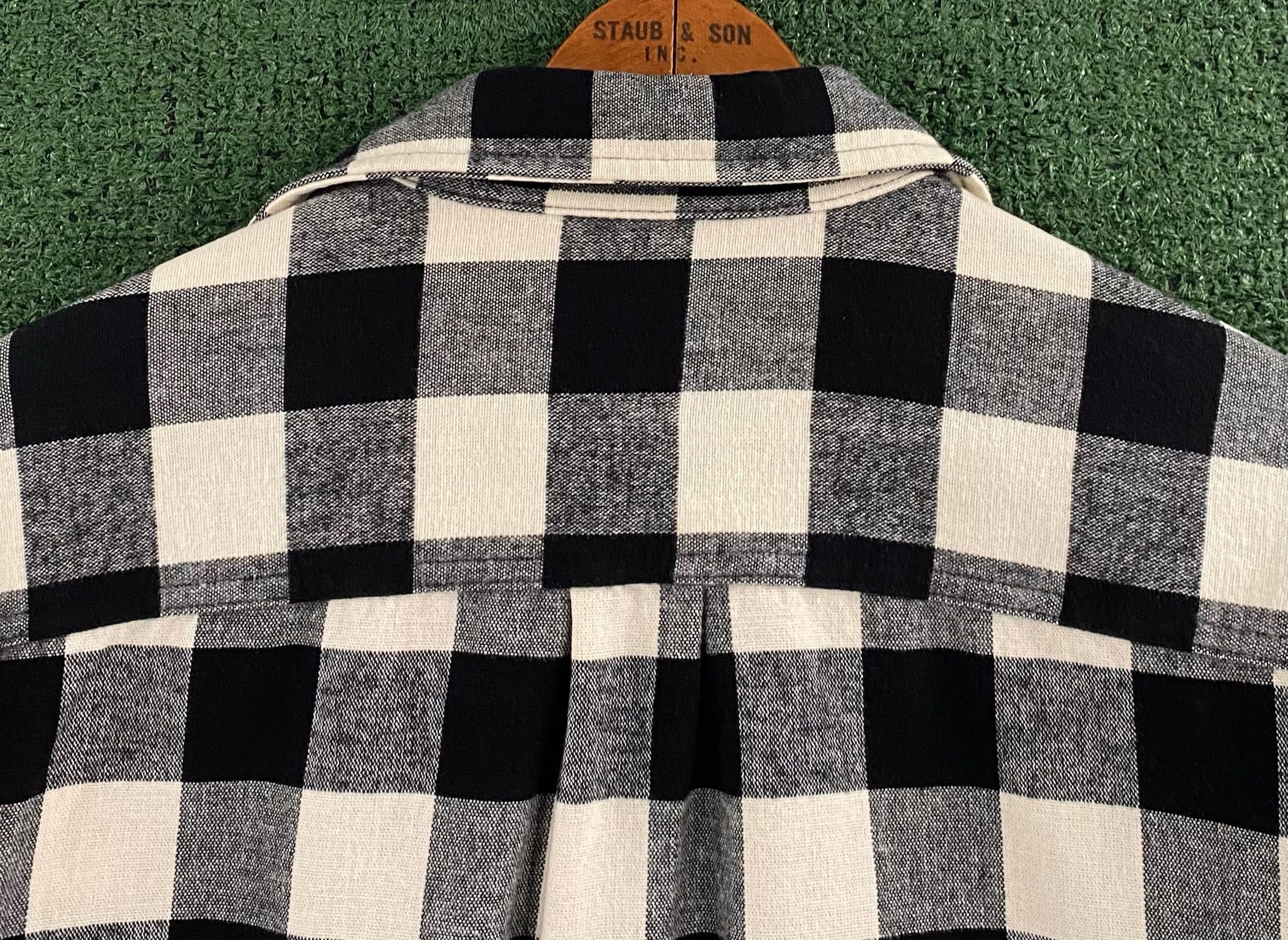 L.L. Bean Y2K LL Bean Chamois Buffalo Plaid Flannel Shirt XL Tall Size US XL / EU 56 / 4 - 5 Thumbnail