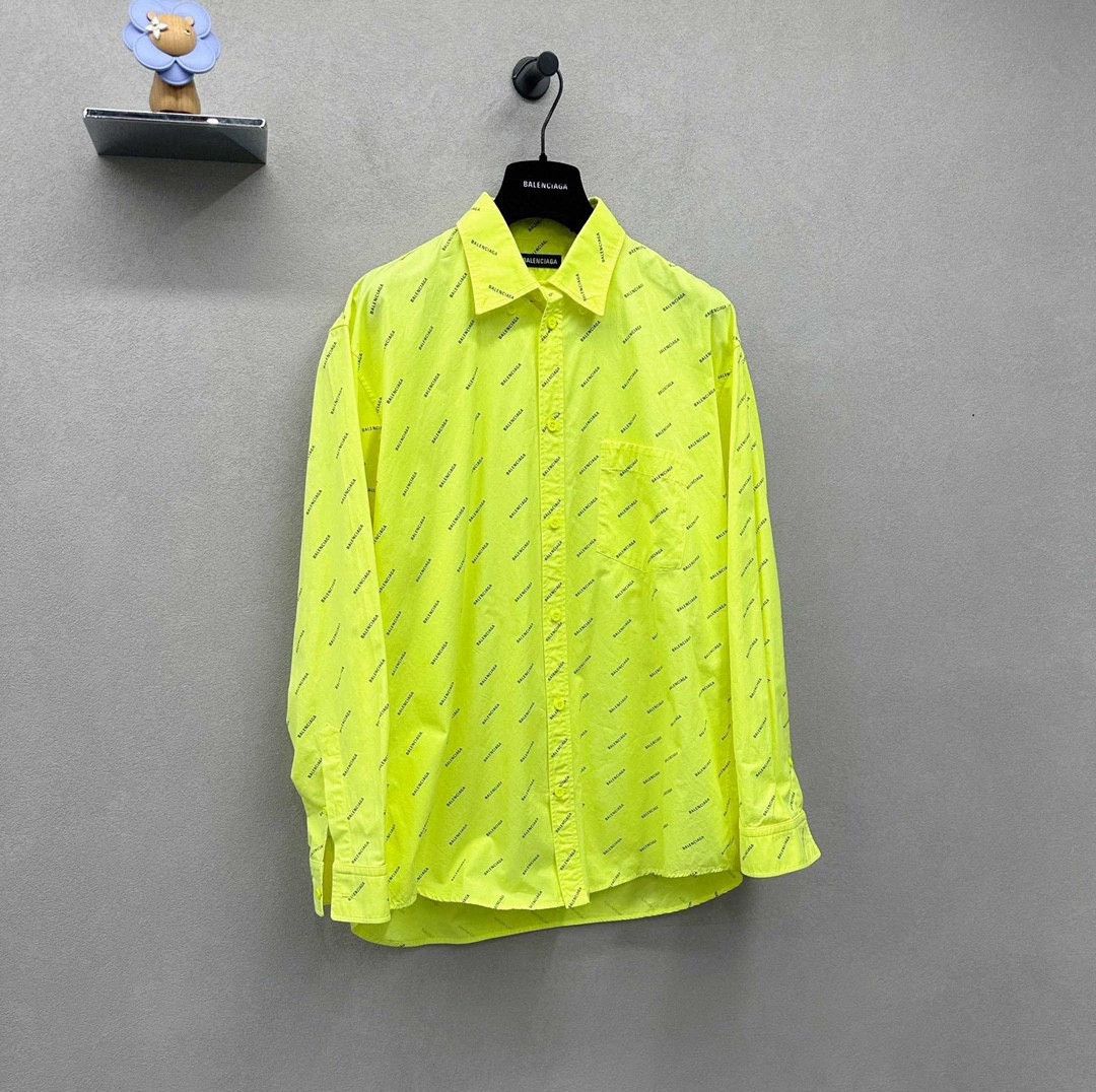 Balenciaga bright yellow long sleeve Balenciaga shirt Size US M / EU 48-50 / 2 - 3 Thumbnail