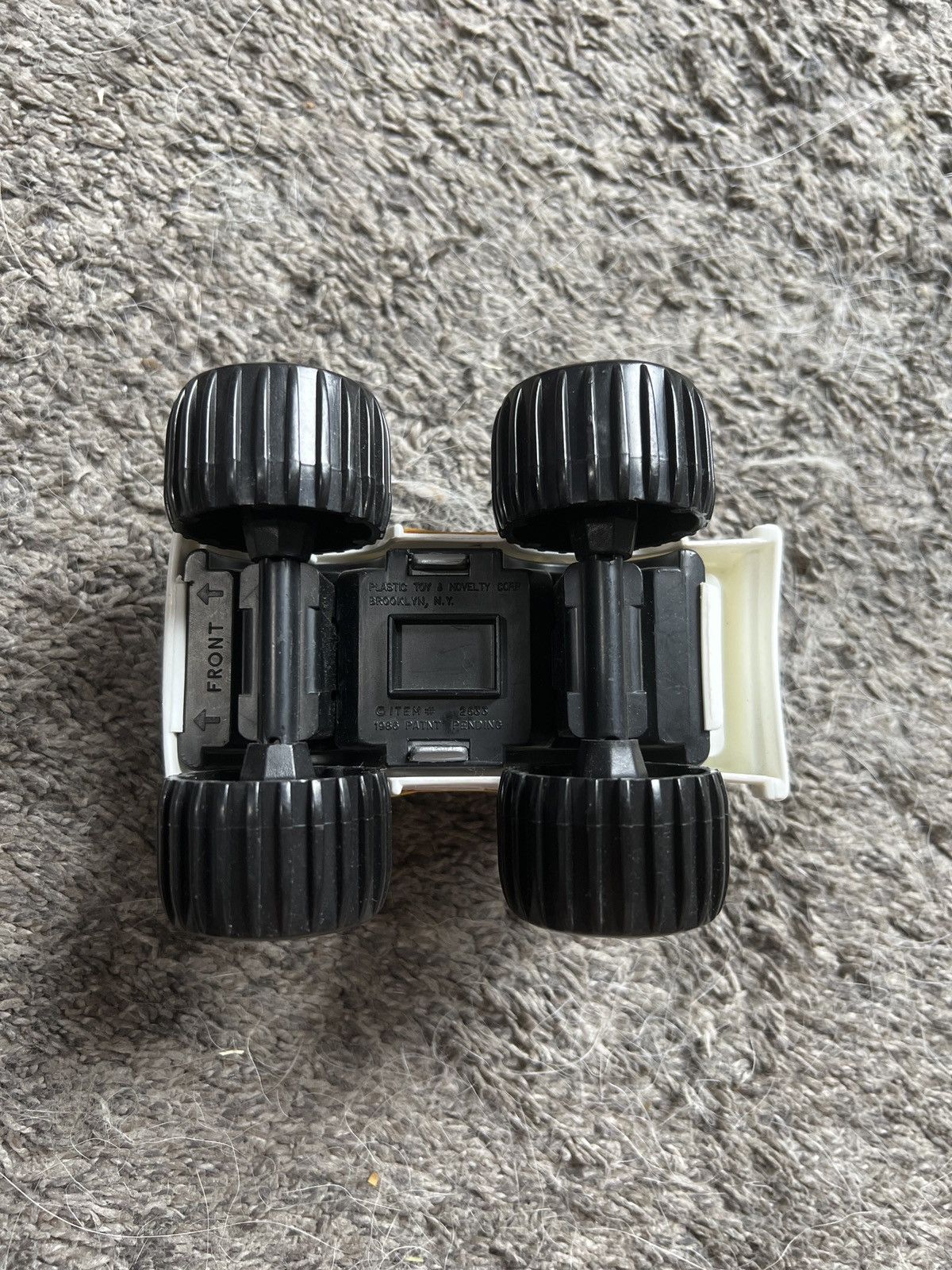 Hypebeast Plastic Toy & Novelty Corp. Monster Truck Size ONE SIZE - 6 Thumbnail