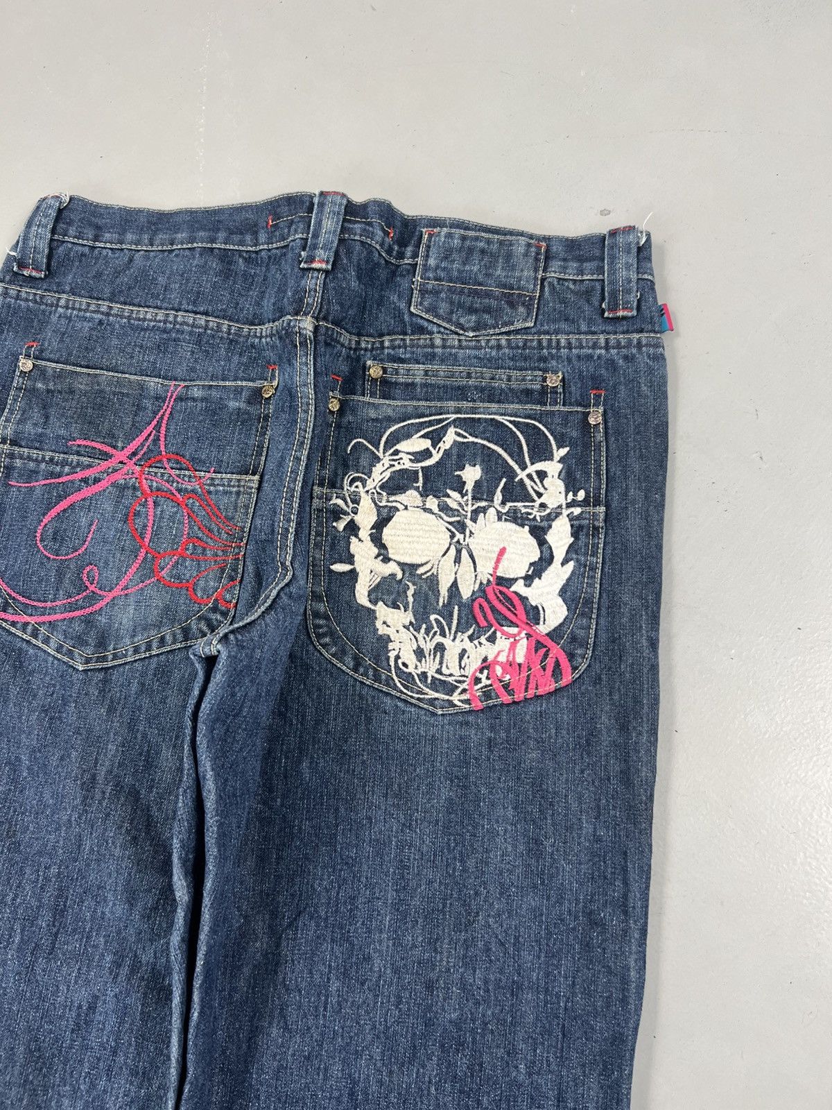 Southpole Vintage class player embroidered denim Size US 36 / EU 52 - 7 Thumbnail