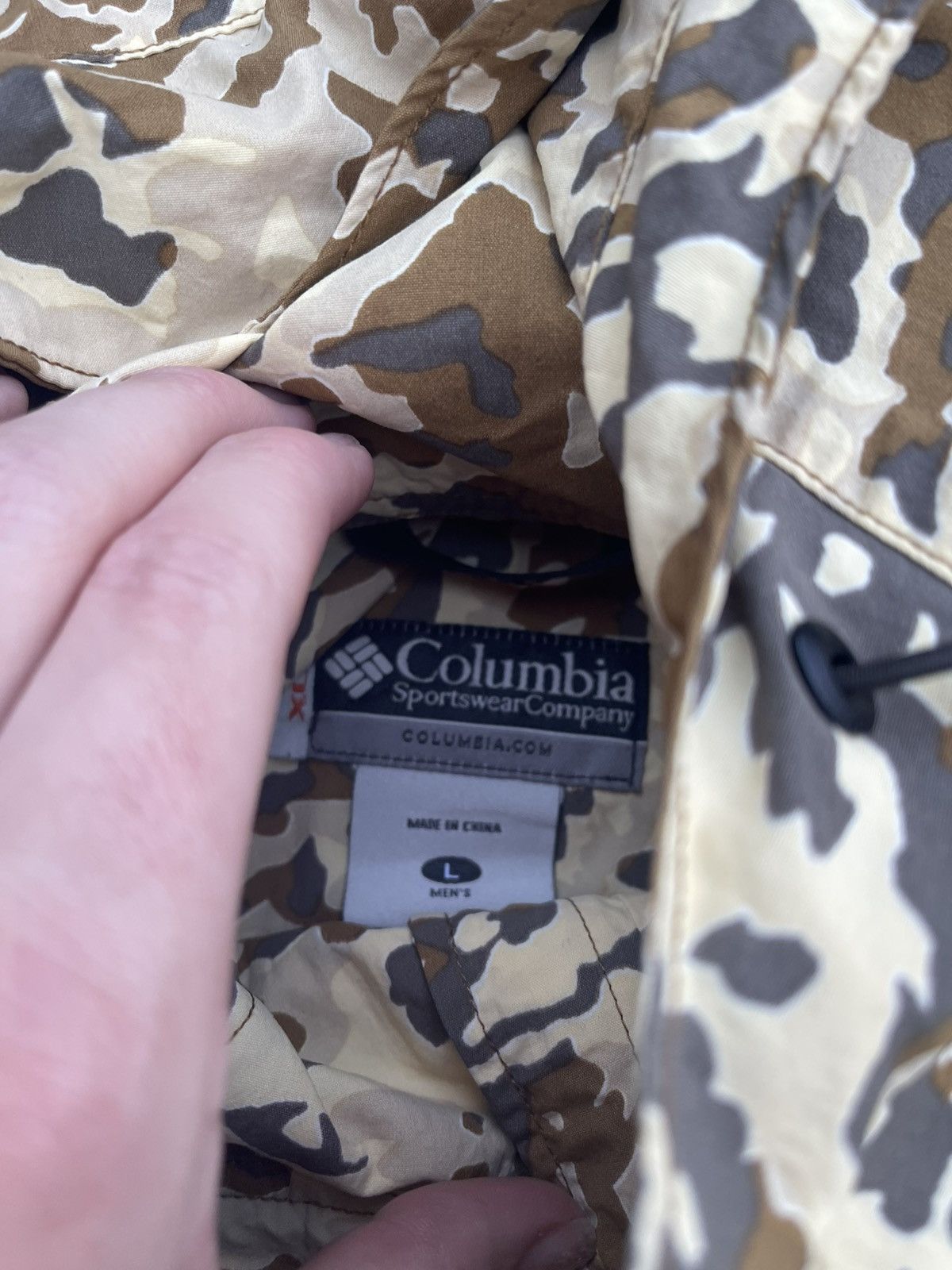 Columbia Columbia Digi Camo Hooded Jacket Arcteryx Leaf style Size US L / EU 52-54 / 3 - 5 Thumbnail