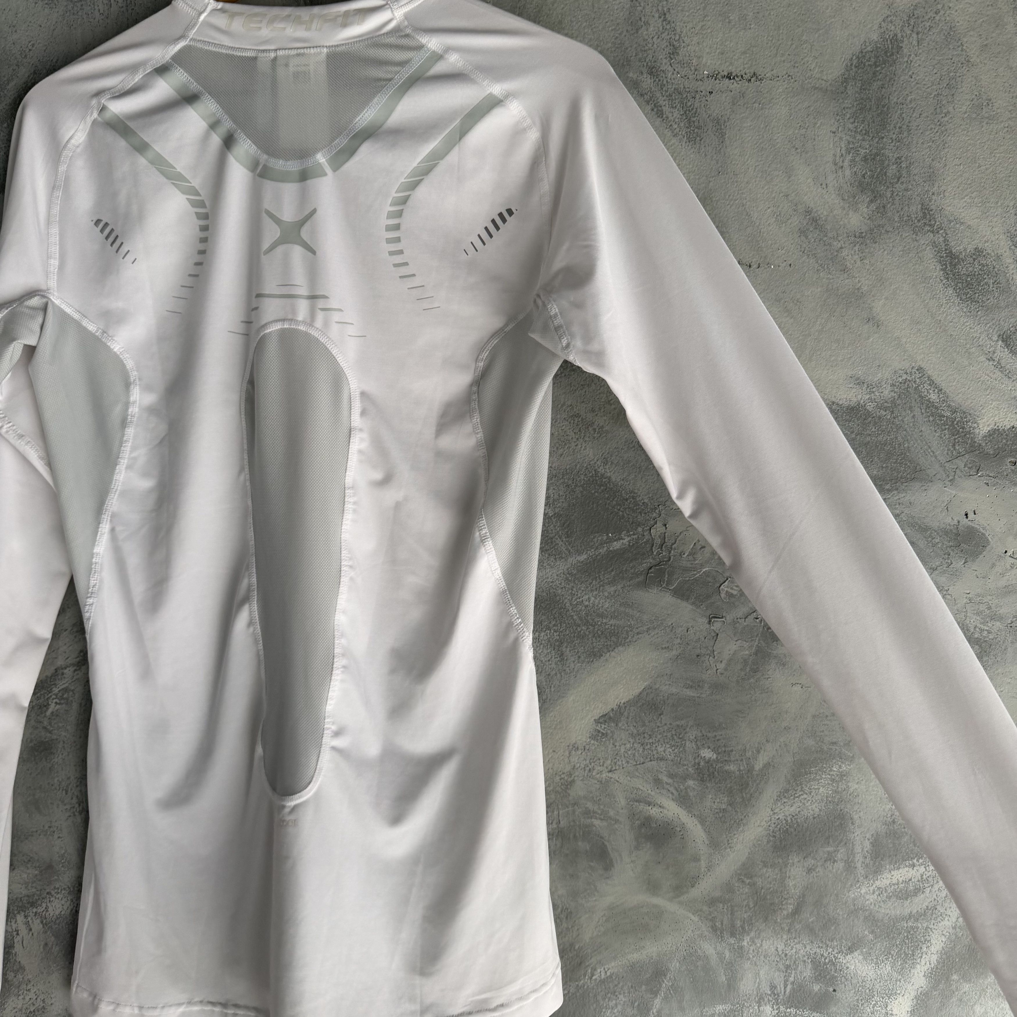 Adidas Adidas Compression Shirt Mens Techfit Climacool Long Sleeve Size US L / EU 52-54 / 3 - 8 Thumbnail