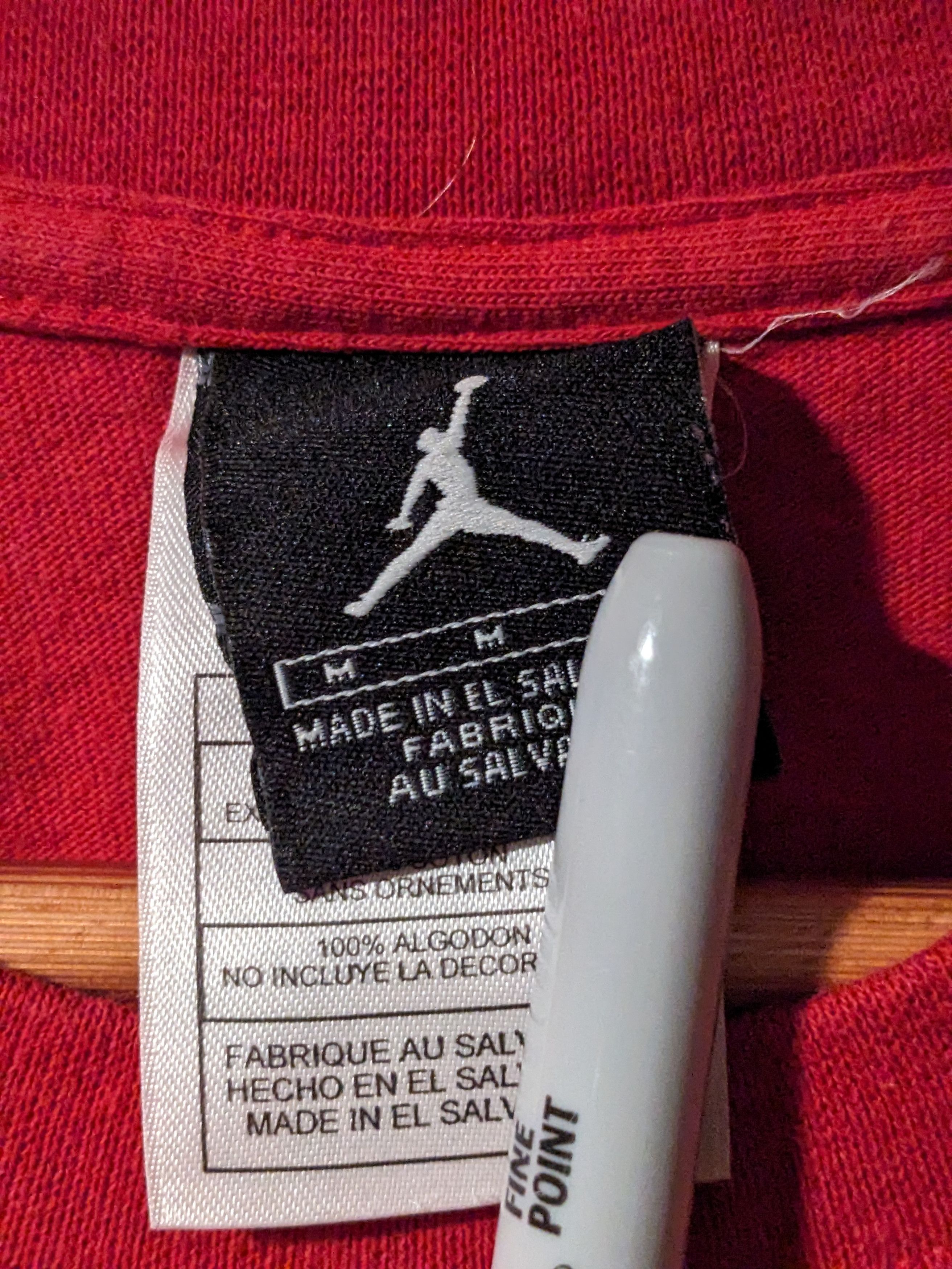 Jordan Brand × Nike × Vintage Vintage Y2K Nike Air Jordan 2 Shoe Red Medium T-Shirt Size US M / EU 48-50 / 2 - 3 Thumbnail