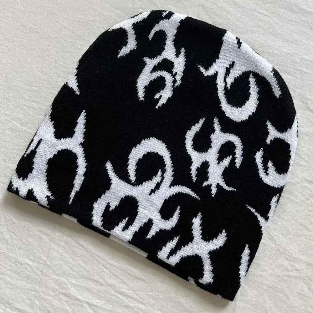Vintage y2k 2000s grunge punk black white unique fire design beanie Size ONE SIZE - 3 Thumbnail