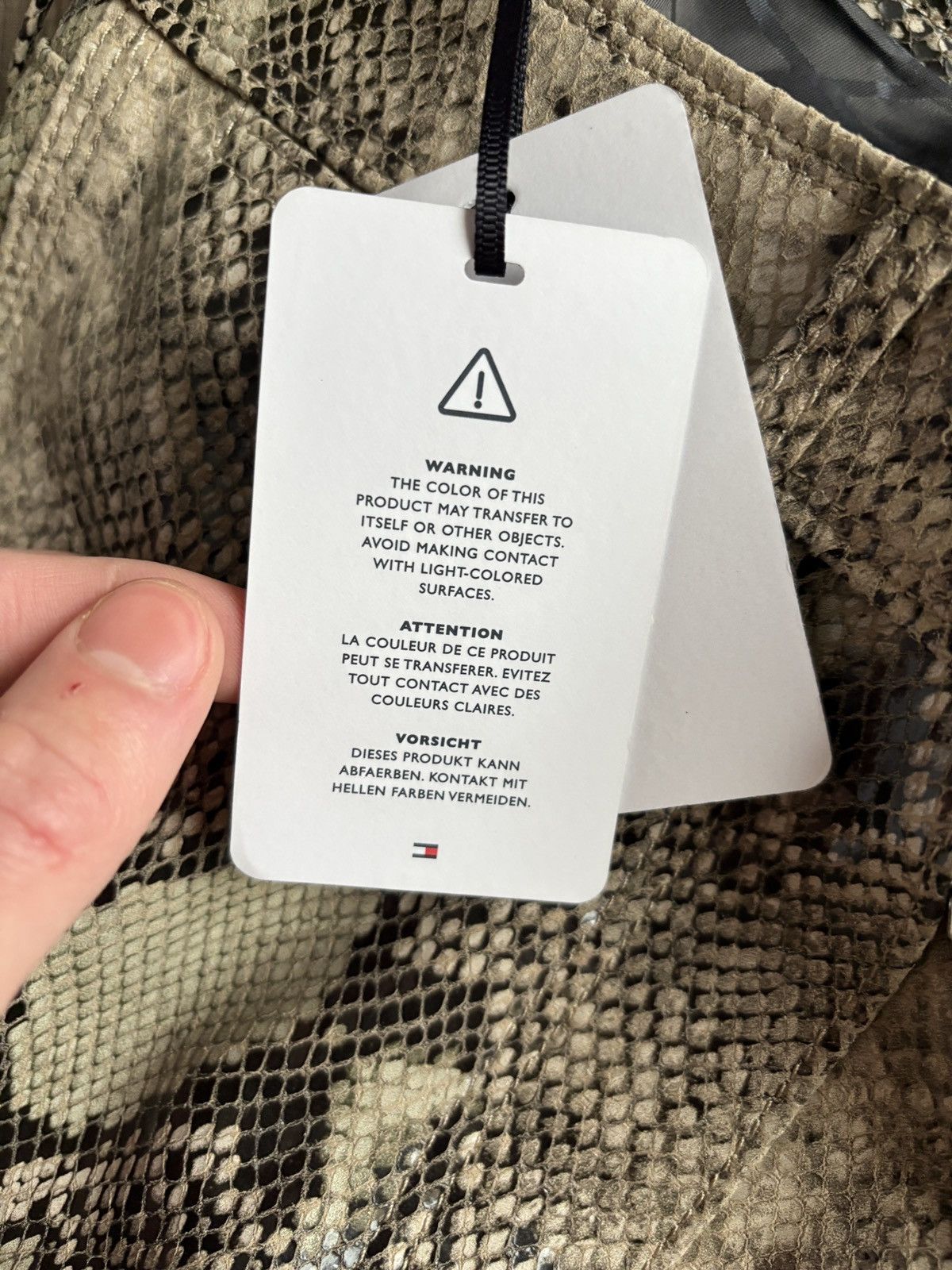 Tommy Hilfiger NWT AW19 Tommy Hilfiger x Zendaya Snakeskin Python Leather Size 26" / US 2 / IT 38 - 17 Thumbnail