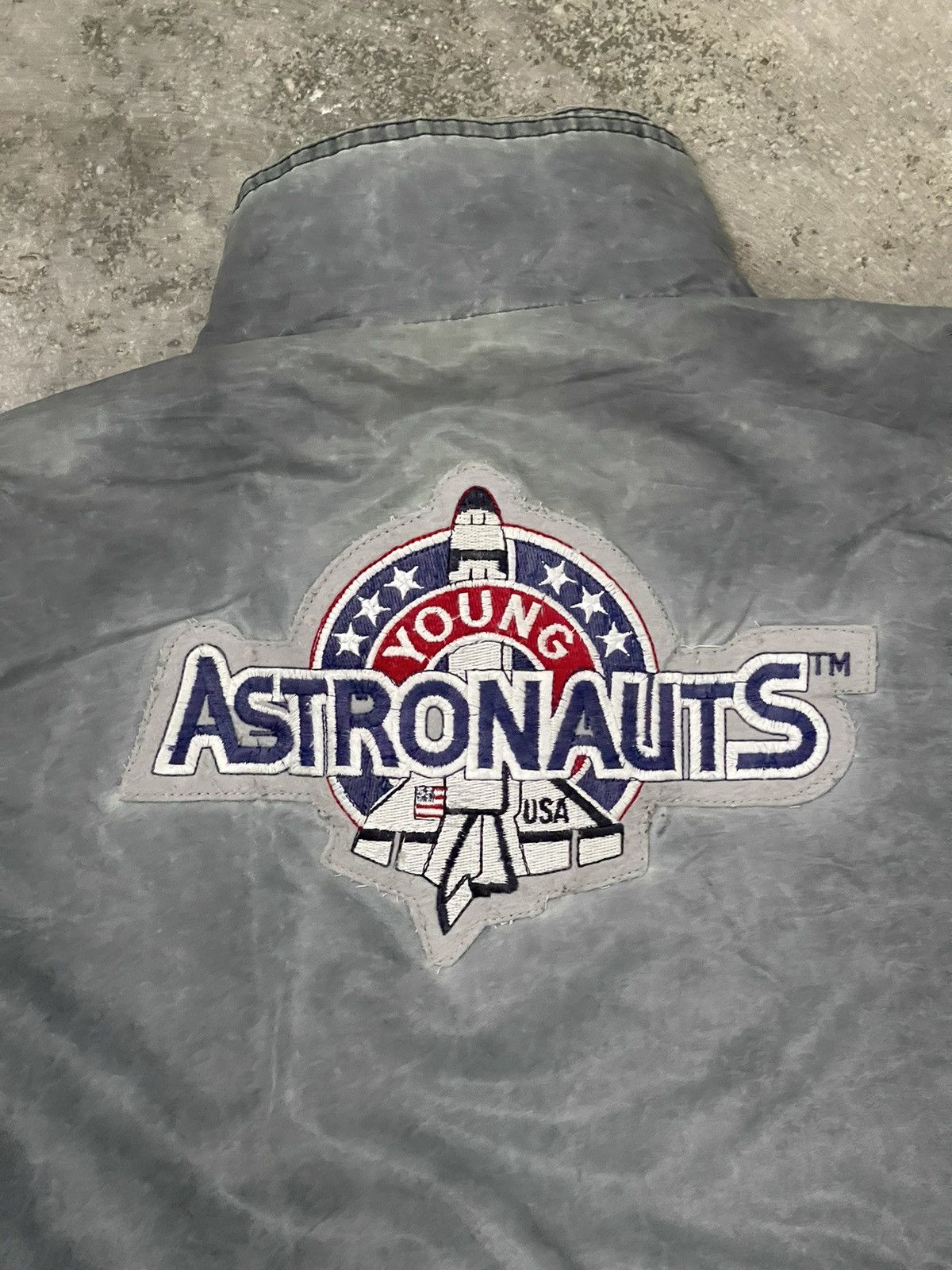 Japanese Brand Vintage Young Astronauts NASA Multi-Patch Bomber Jacket Size US L / EU 52-54 / 3 - 19 Thumbnail