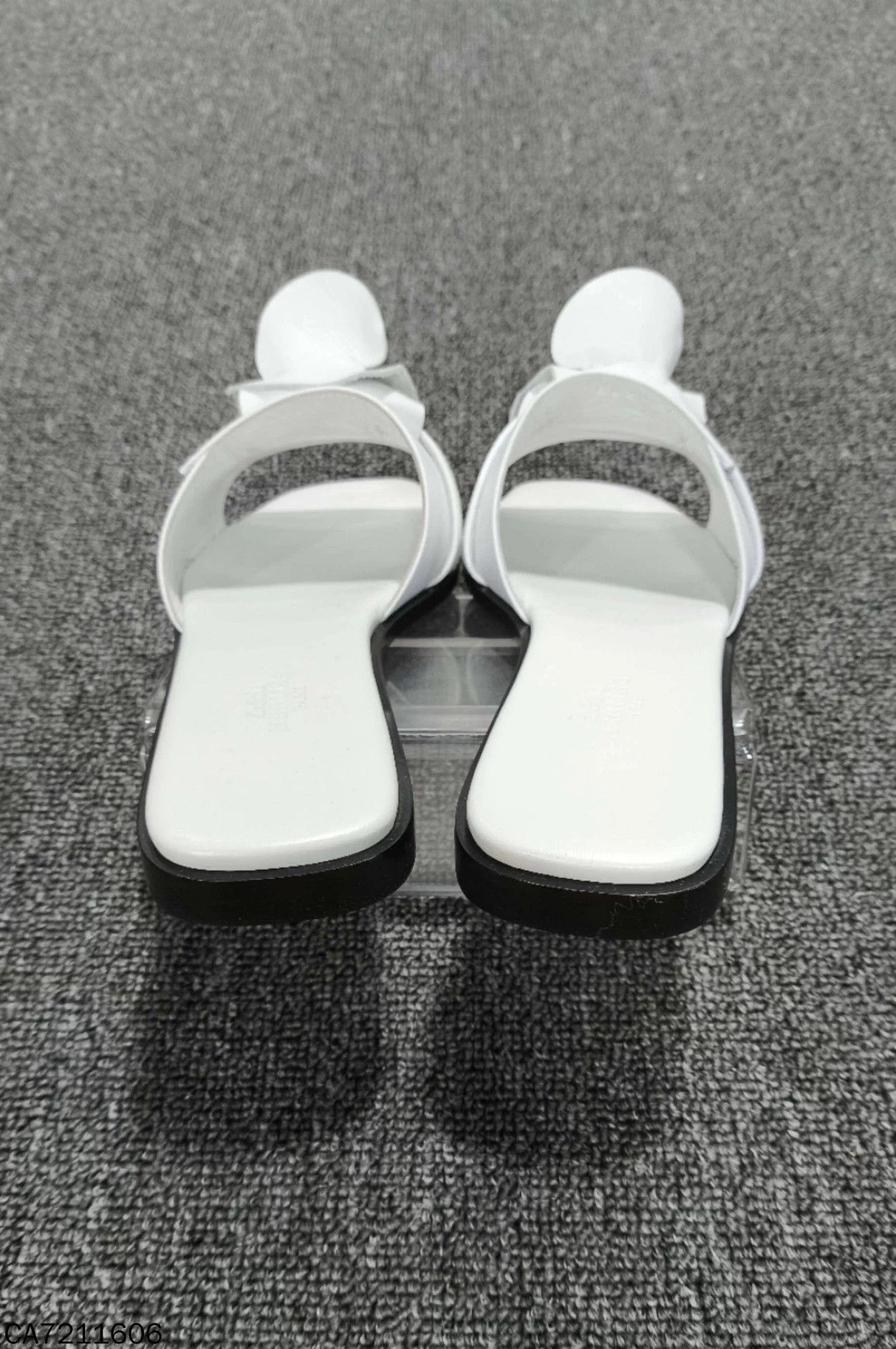 Hermes HERMES white kelly silver buckle slide sandals 37 Size US 6 / IT 36 - 5 Thumbnail