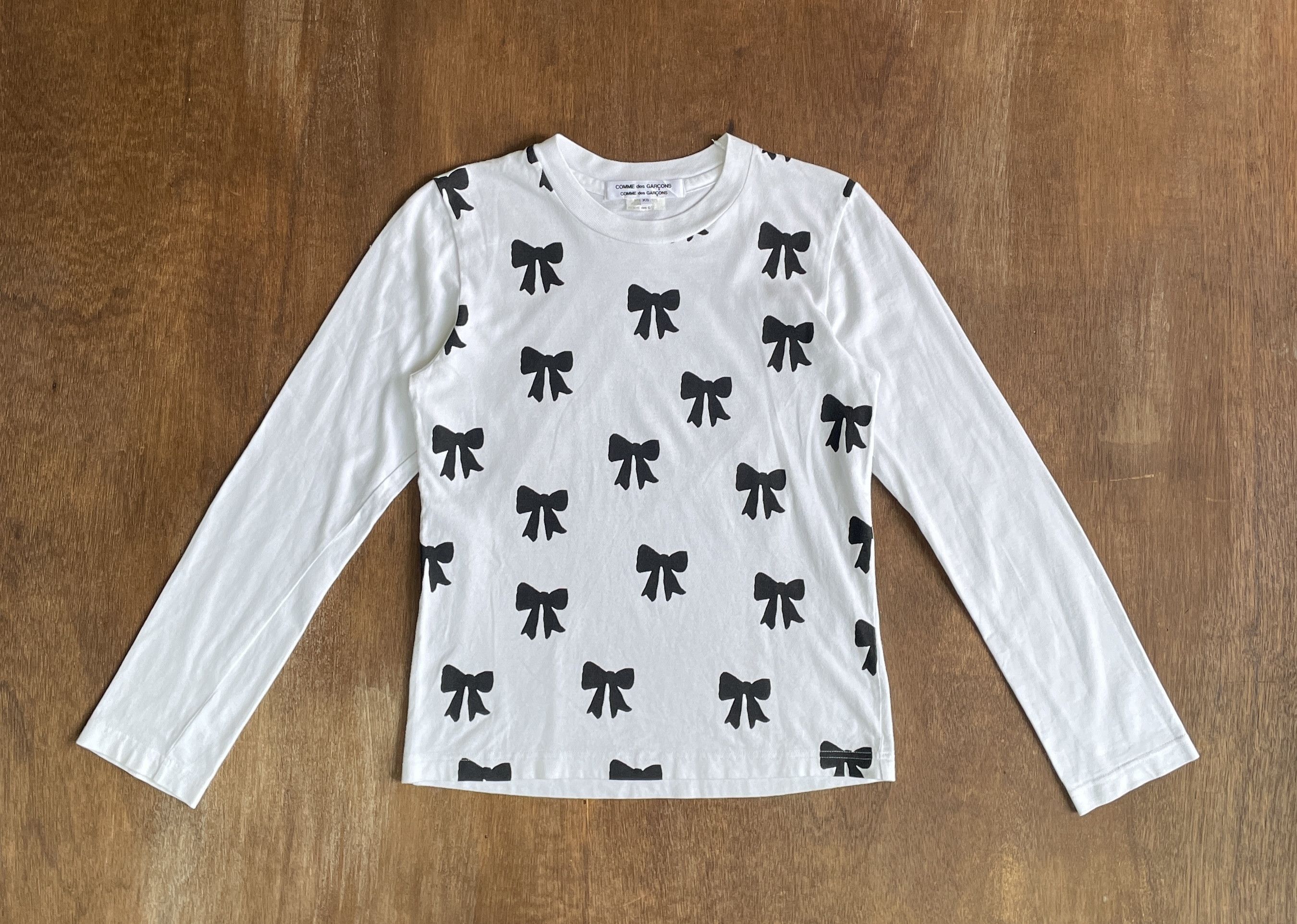 Comme des Garcons COMME des GARCONS Bow Tee Size US XS / EU 42 / 0 - 1 Thumbnail