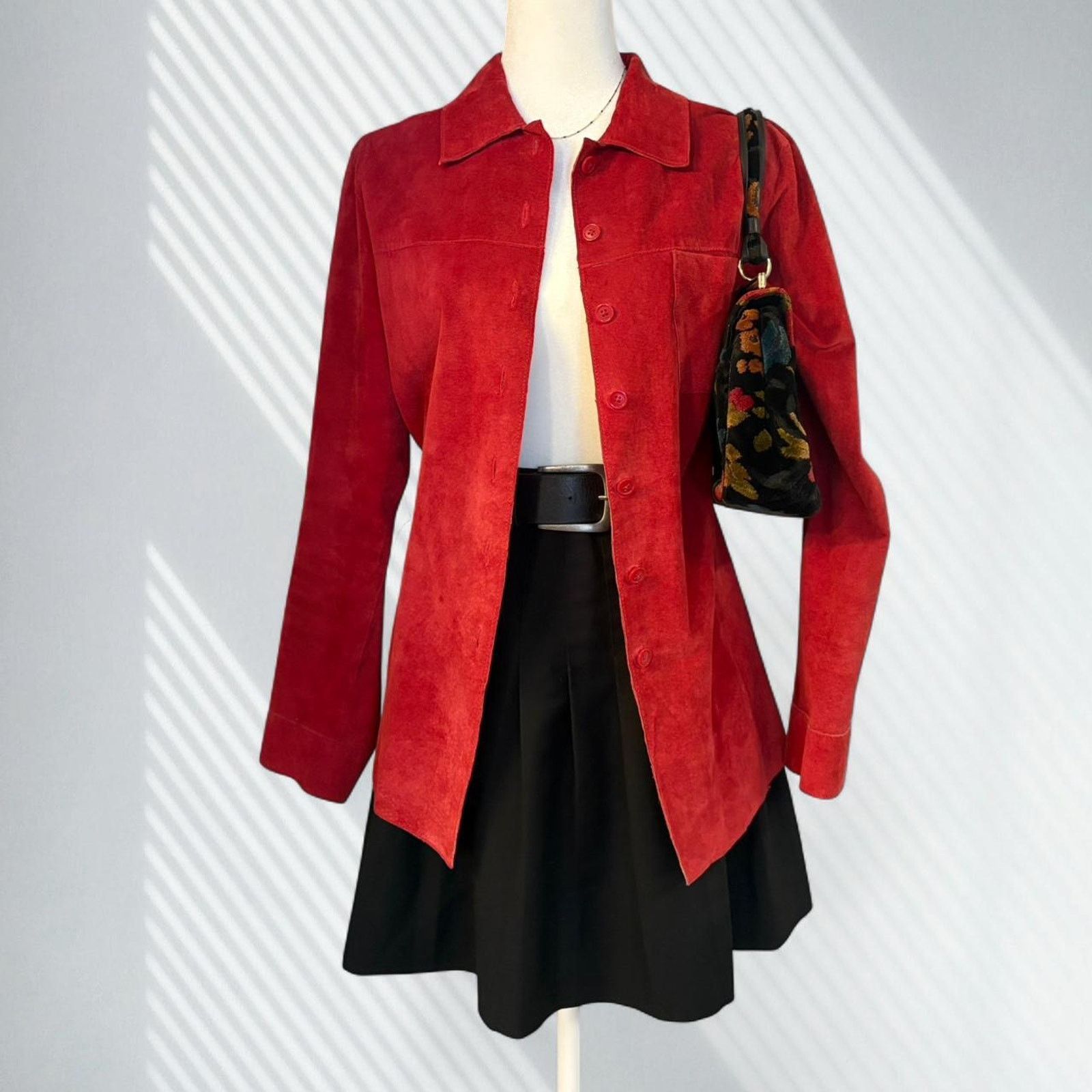 Other Yvonne Marie Red Suede Button-Up Shacket Size M / US 6-8 / IT 42-44 - 1 Thumbnail