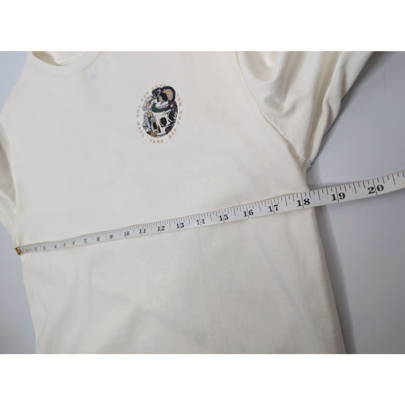 Vans Vans Mens Shirt Long Sleeve Cream Serpent Skull Graphic Logo Skater Cotton Size XS Size US XS / EU 42 / 0 - 5 Thumbnail