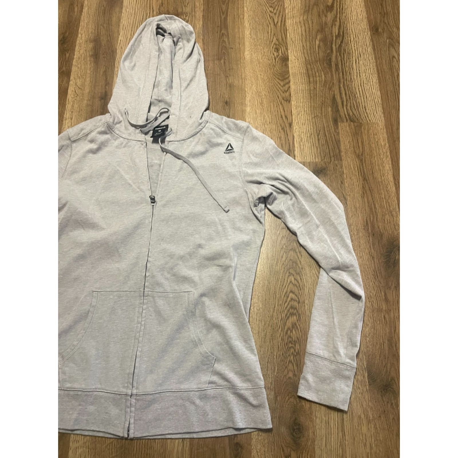 Reebok Reebok Hoodie Women’s Size M Gray Full Zip Long Sleeve Drawstring Casual Regular Modern 90s? No. Size M / US 6-8 / IT 42-44 - 3 Thumbnail