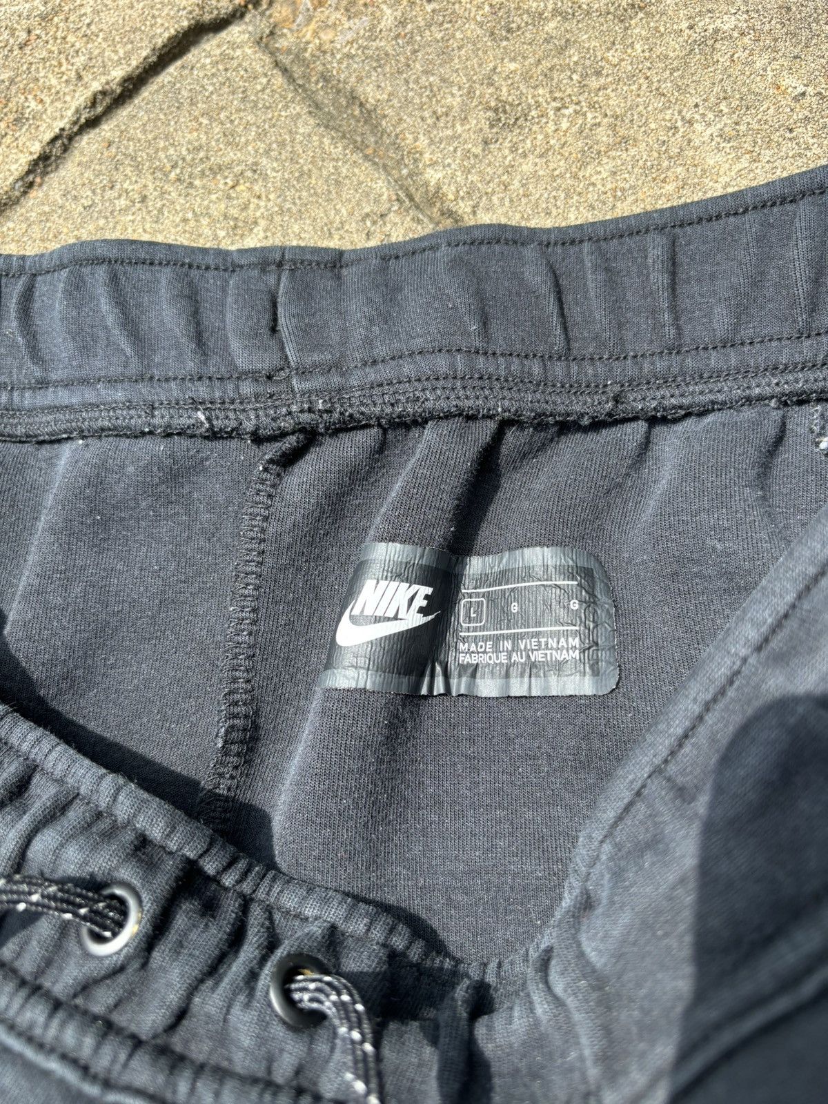Nike × Vintage Y2K Nike Thrashed Athletic Fit Tapered Black Joggers Size US 36 / EU 52 - 4 Thumbnail
