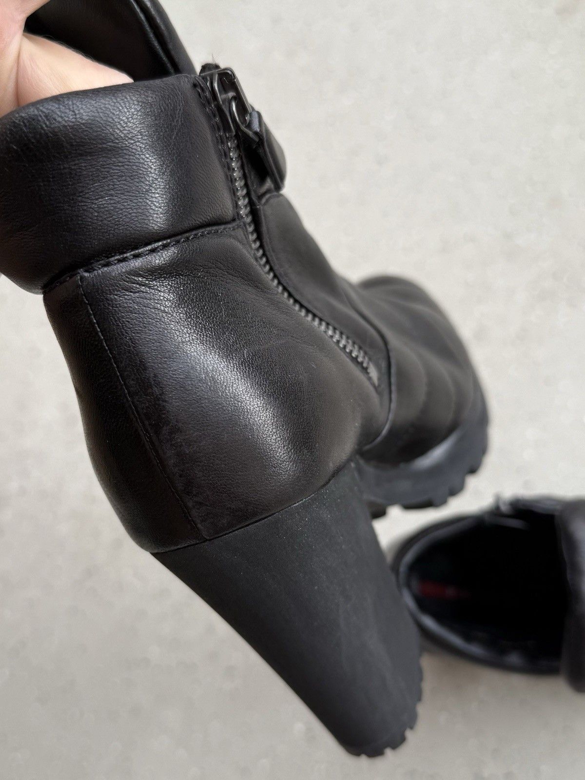 Prada DDP Prada Leather Heeled Boots Quilted Ankle Size 36.5 Size US 6.5 / IT 36.5 - 14 Thumbnail